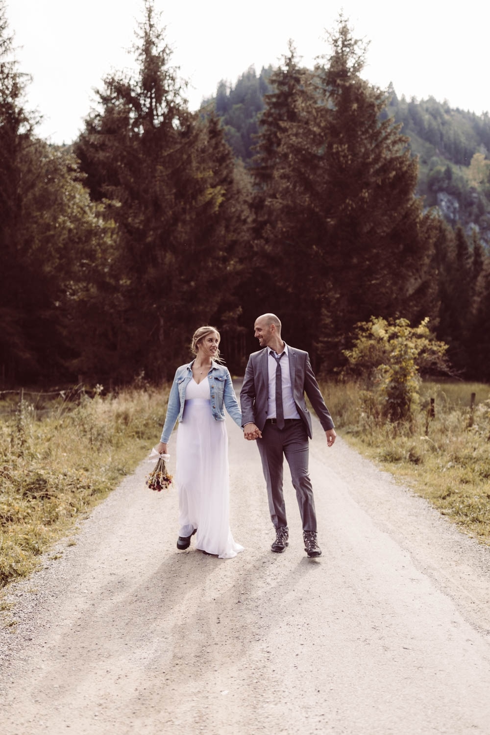 Berghochzeit_Allg&auml;u_F&uuml;ssen-Rohrkopfh&uuml;tte_Fotografin__95