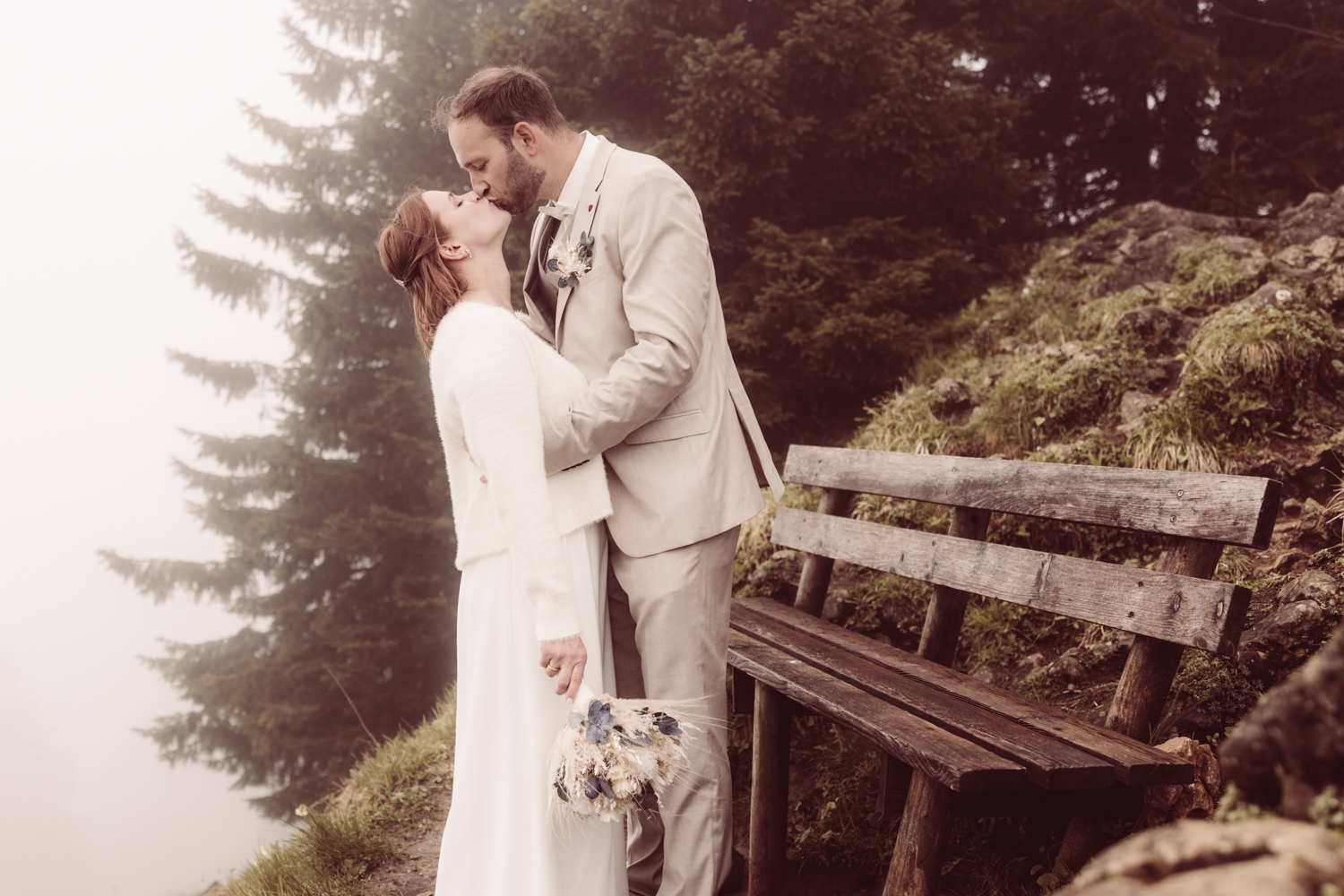Hochzeitsfotografin_Oberammergau_Laber_Berghochzeit-25