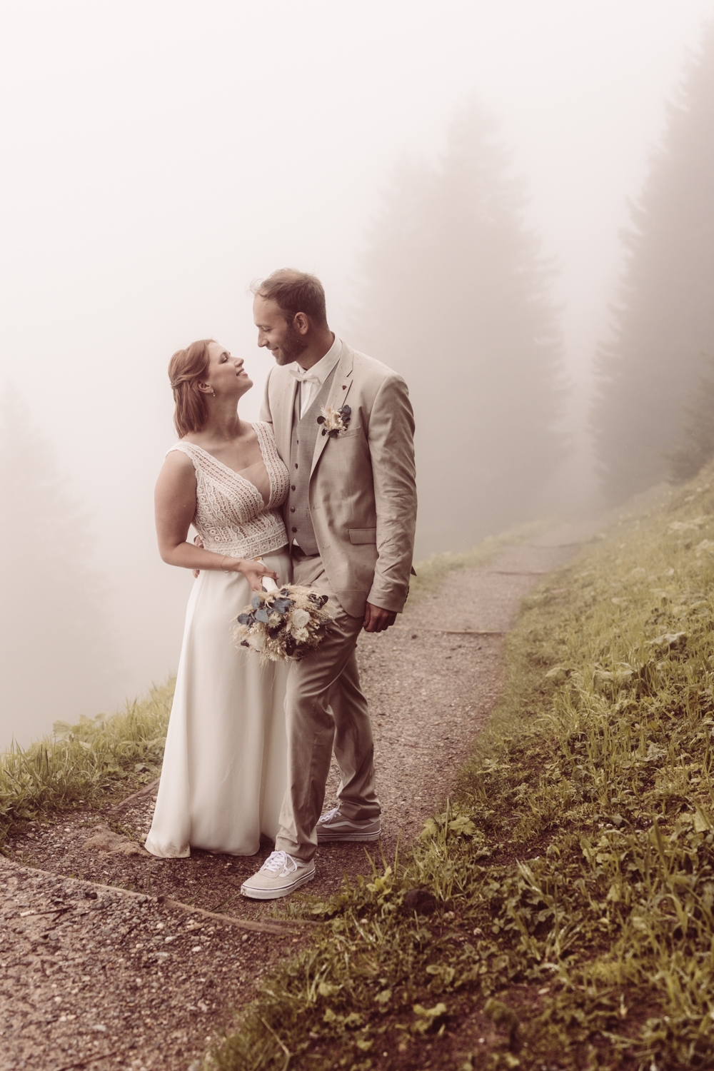 Hochzeitsfotografin_Oberammergau_Laber_Berghochzeit-39