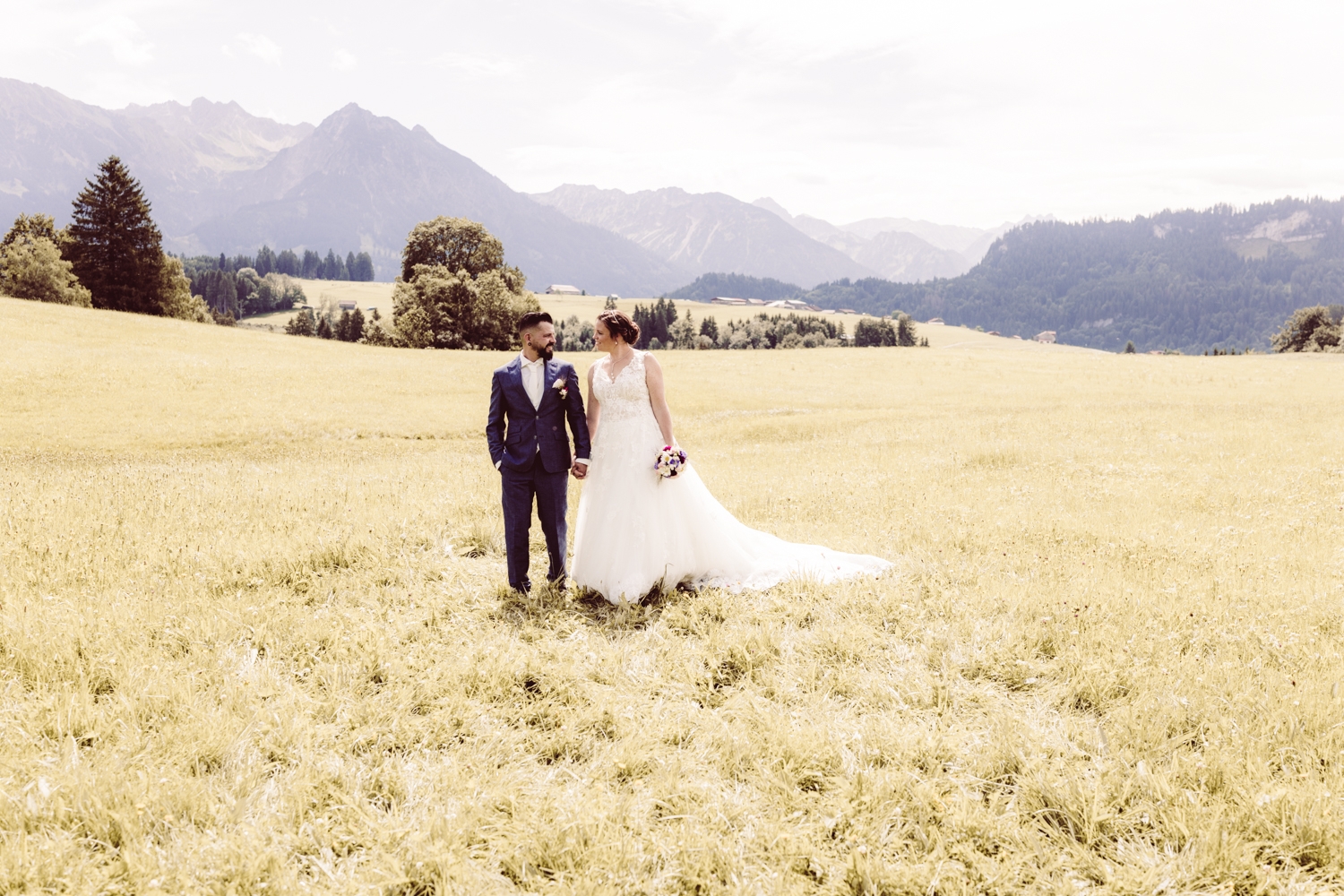 Hochzeitsfotografin_Bolsterlang_Hochzeitsreportage_Ofterschwang_13