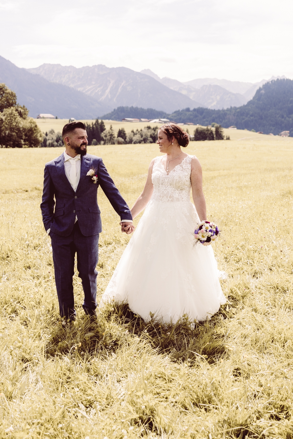 Hochzeitsfotografin_Bolsterlang_Hochzeitsreportage_Ofterschwang_14
