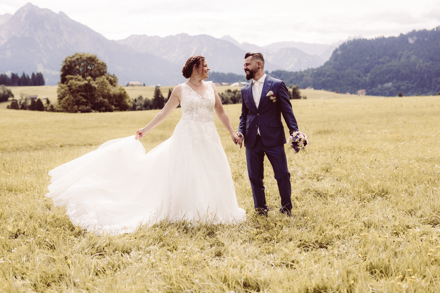 Hochzeitsfotografin_Bolsterlang_Hochzeitsreportage_Ofterschwang_32