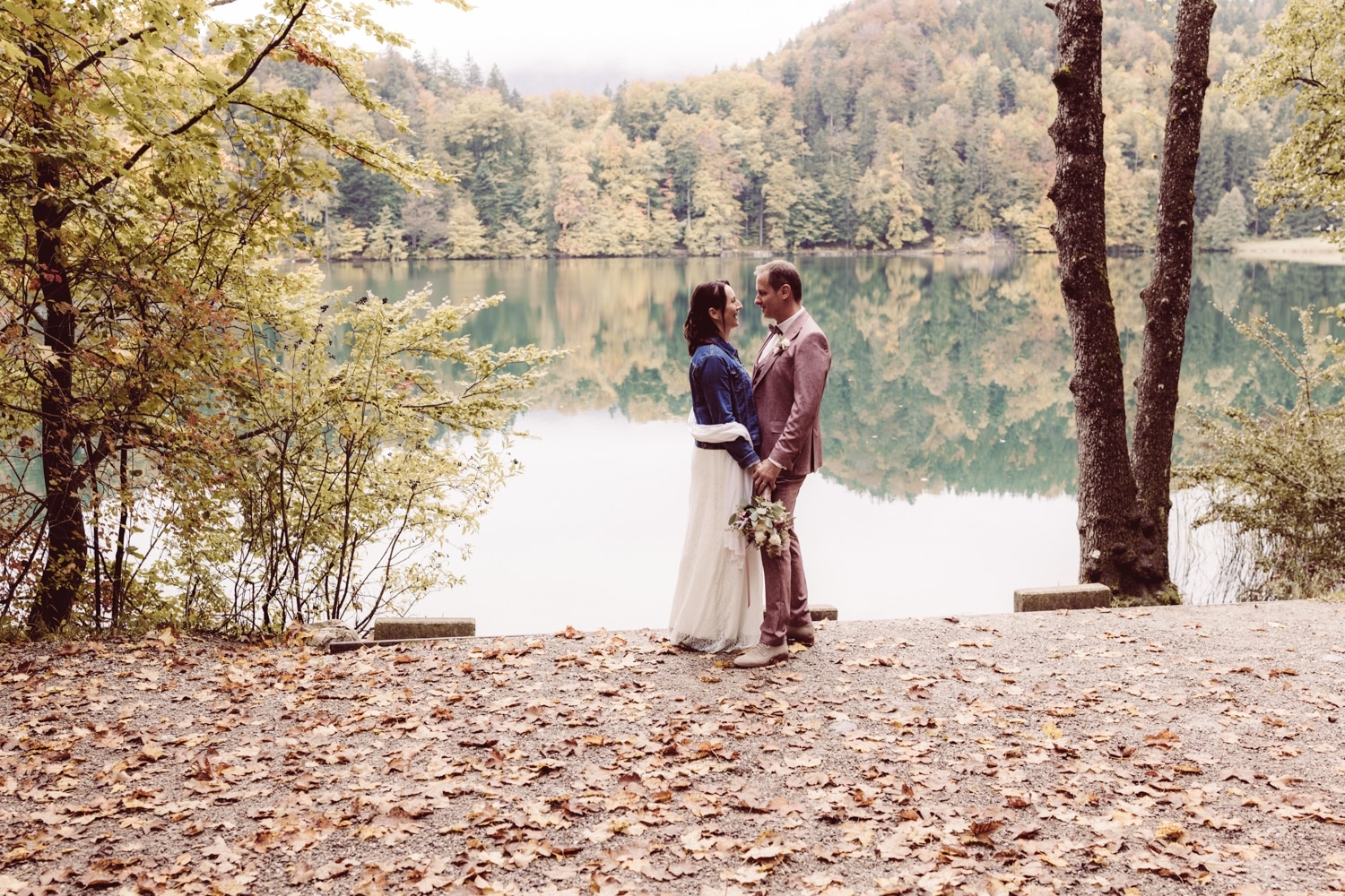 Hochzeitsfotografin_F&uuml;ssen_Heiraten-zu-zweit_Elopement_Alatsee_-101