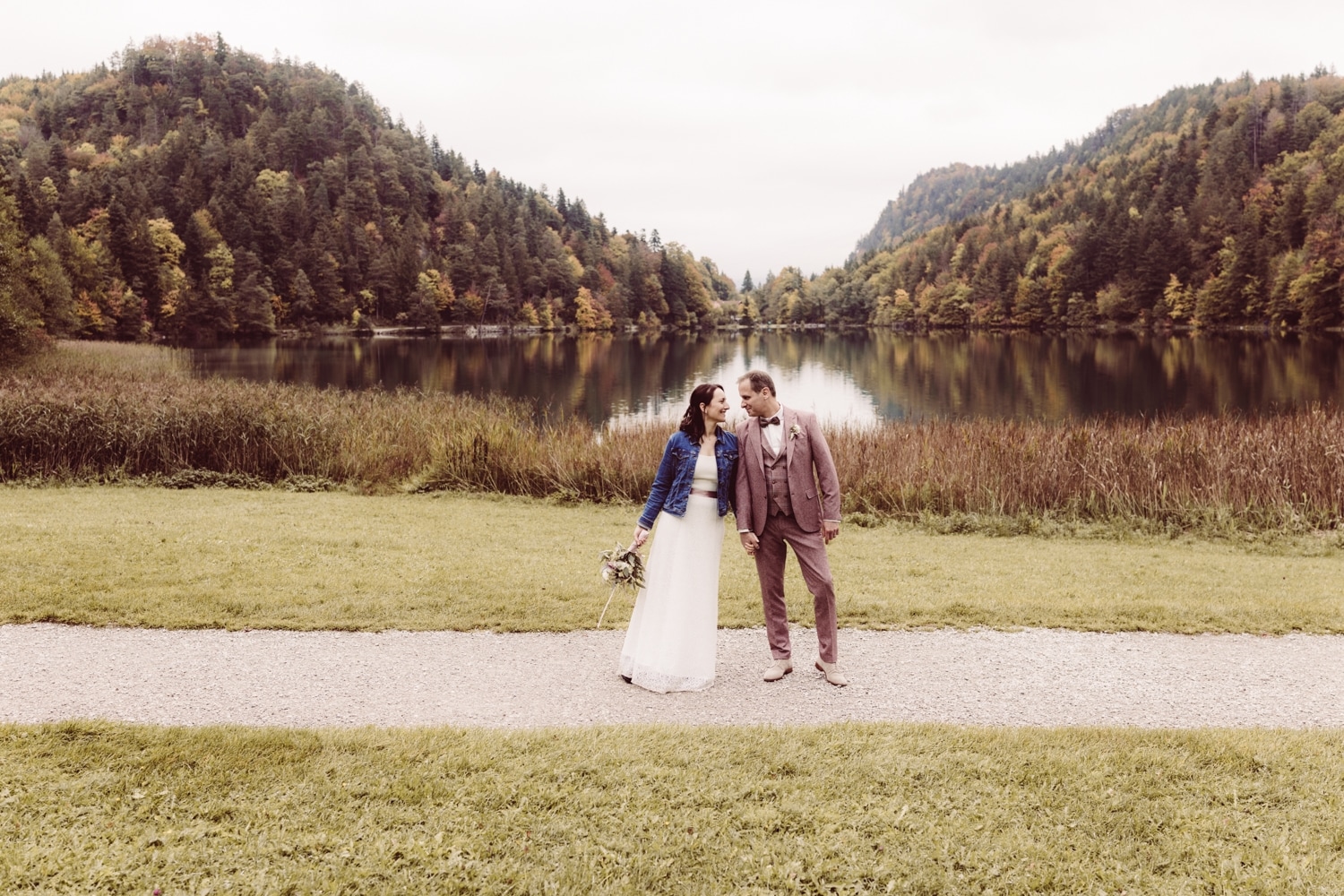 Hochzeitsfotografin_F&uuml;ssen_Heiraten-zu-zweit_Elopement_Alatsee_-117