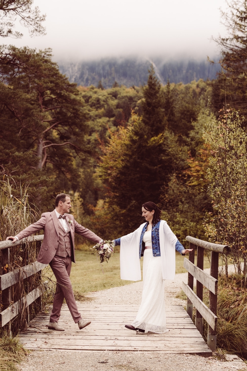 Hochzeitsfotografin_F&uuml;ssen_Heiraten-zu-zweit_Elopement_Alatsee_-82
