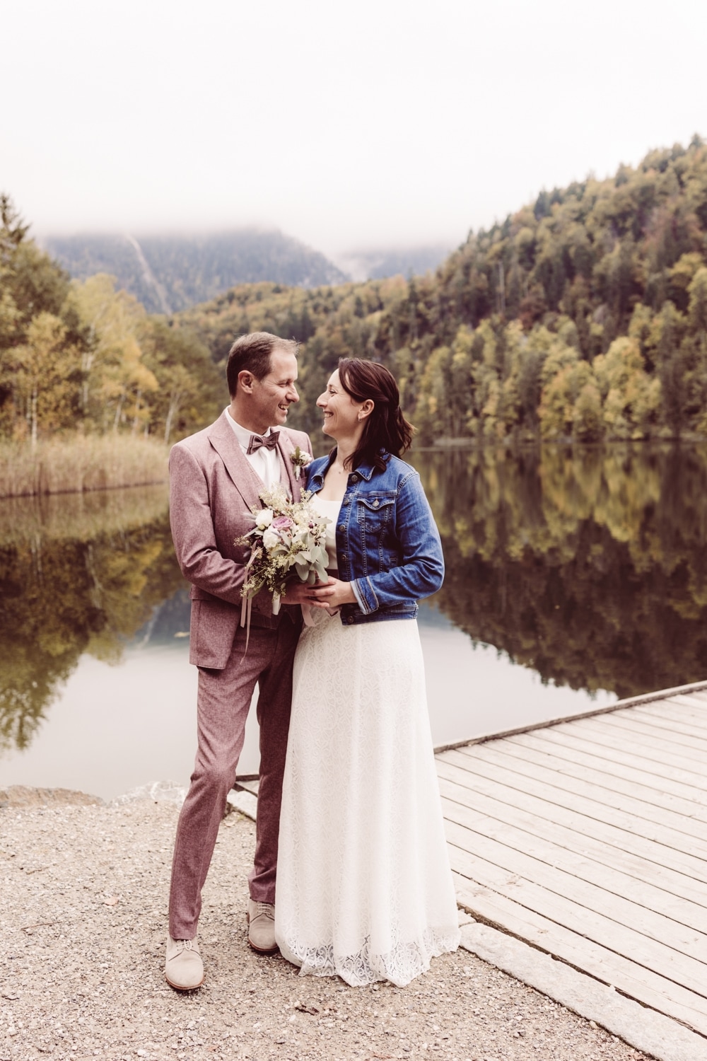 Hochzeitsfotografin_F&uuml;ssen_Heiraten-zu-zweit_Elopement_Alatsee_-90