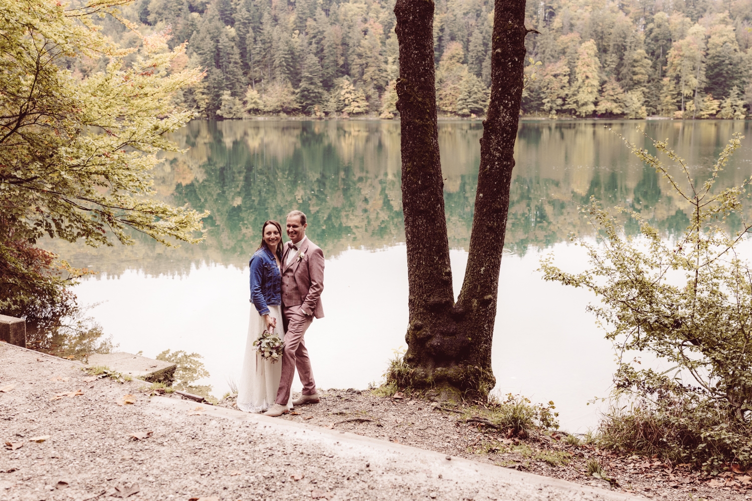 Hochzeitsfotografin_Füssen_Heiraten-zu-zweit_Elopement_Alatsee_-103 Hochzeitsfotografin_Füssen_Heiraten-zu-zweit_Elopement_Alatsee_-103