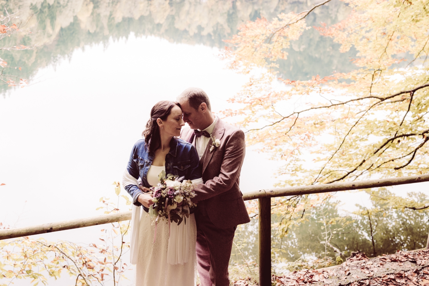 Hochzeitsfotografin_Füssen_Heiraten-zu-zweit_Elopement_Alatsee_-118 Hochzeitsfotografin_Füssen_Heiraten-zu-zweit_Elopement_Alatsee_-118