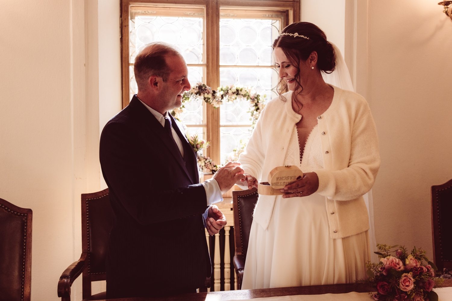 Fotografin_Intime_Winterhochzeit_Allgäu-12