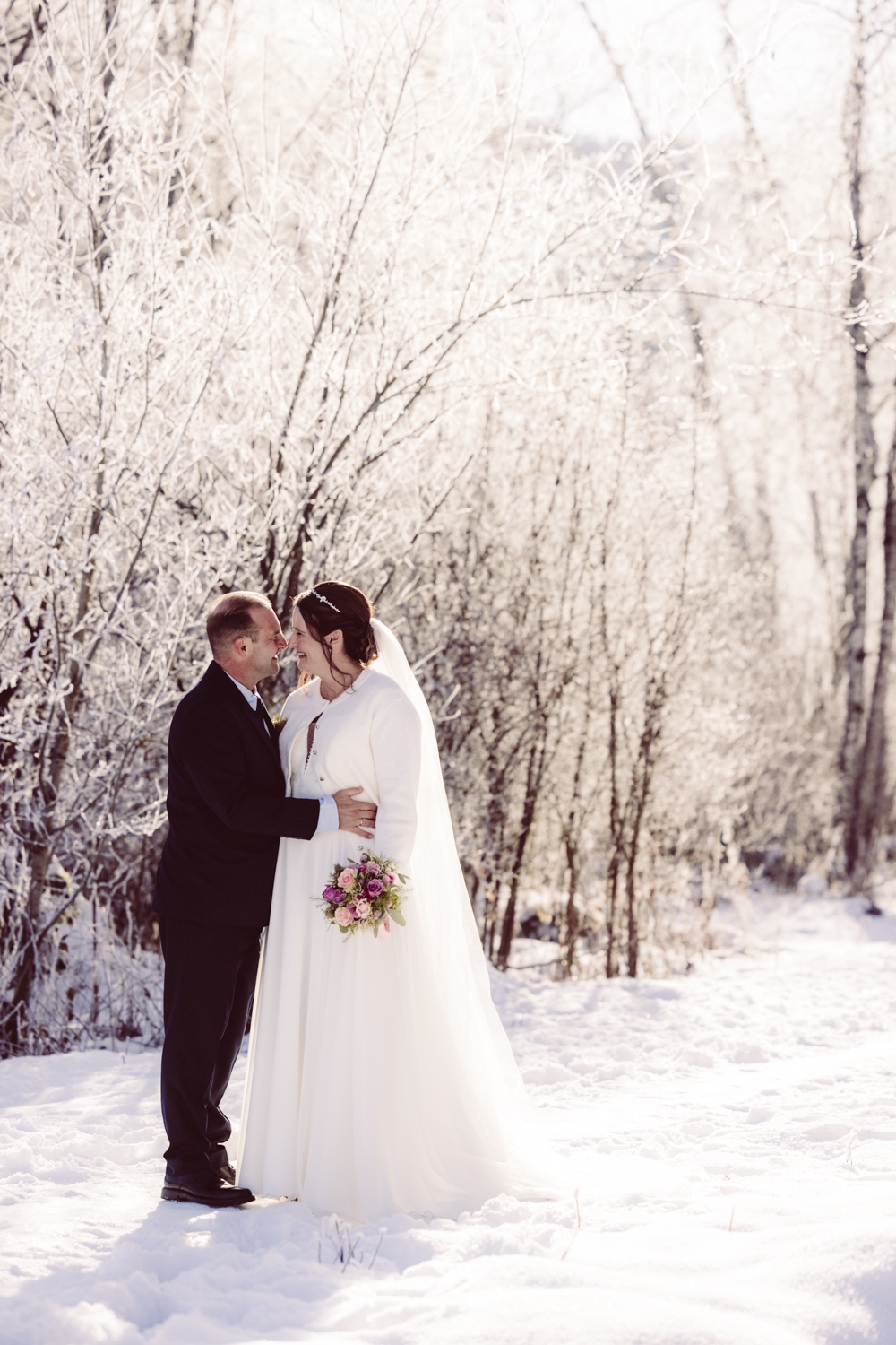 Fotografin_Intime_Winterhochzeit_Allgäu-28