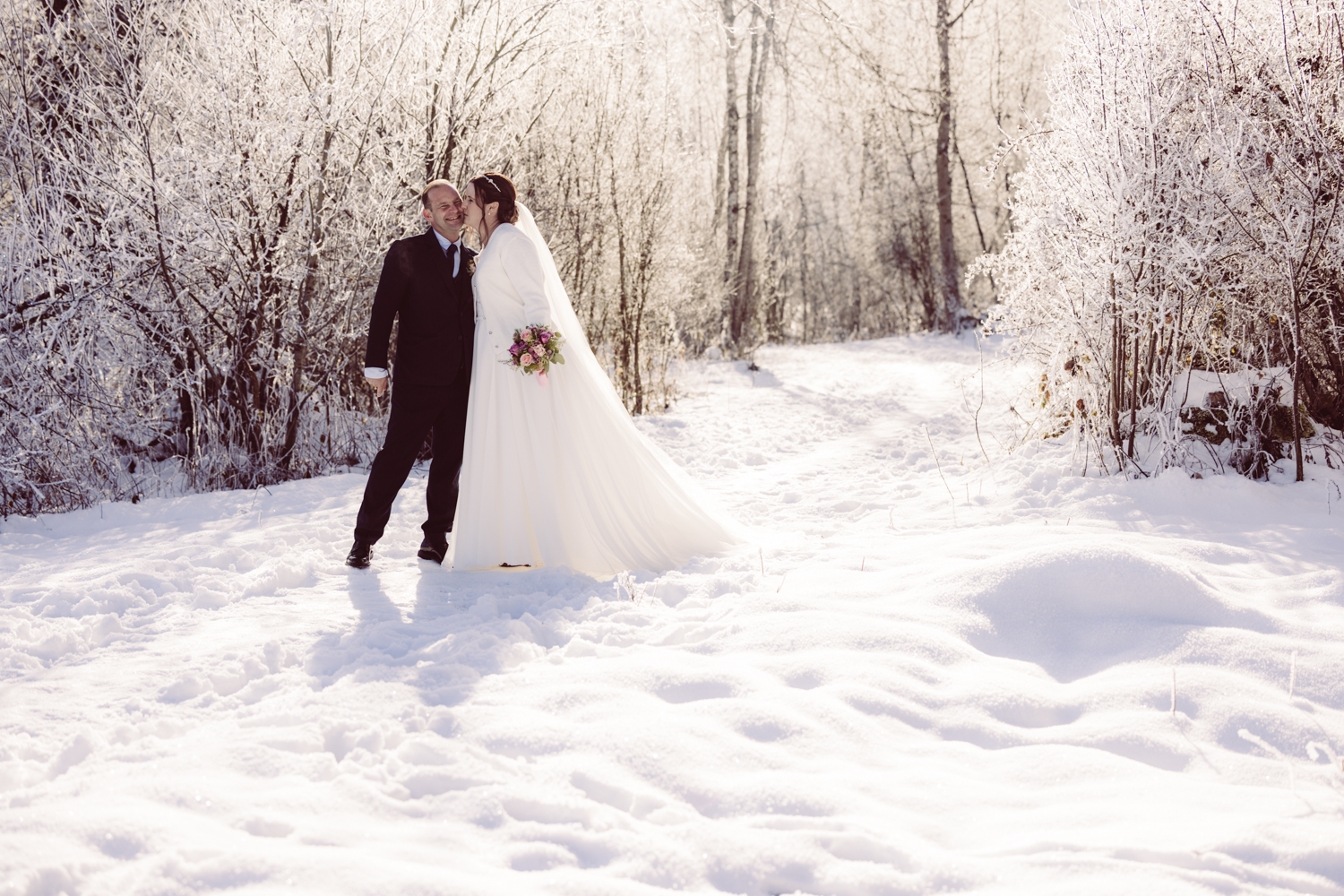 Fotografin_Intime_Winterhochzeit_Allgäu-31