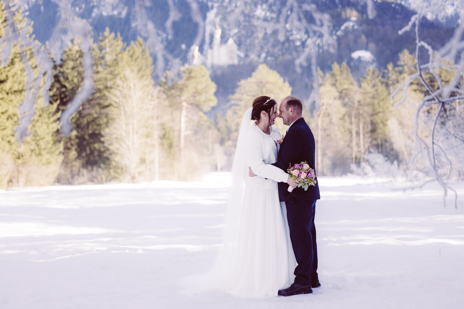 Fotografin_Intime_Winterhochzeit_Allgäu-43