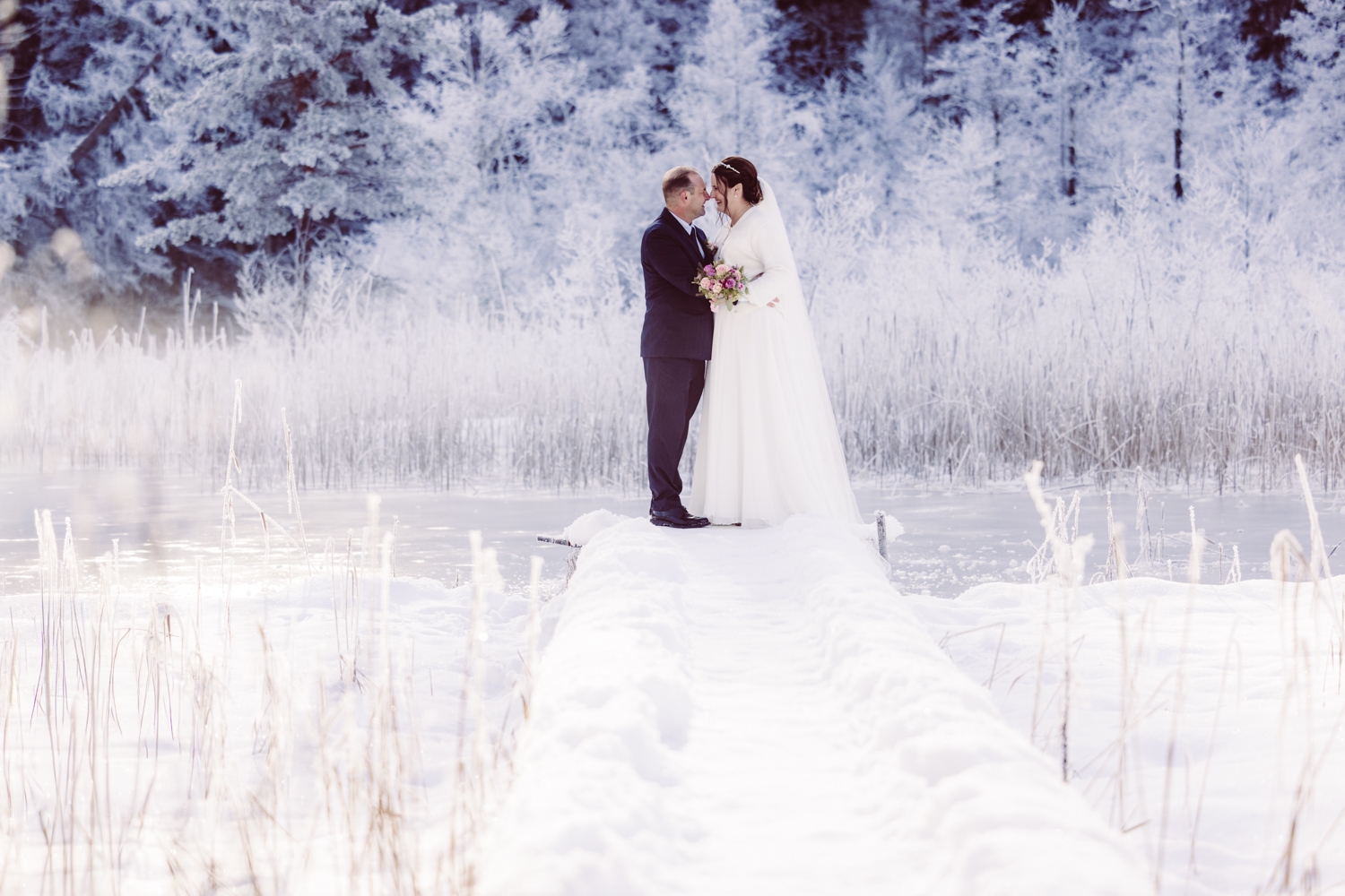 Fotografin_Intime_Winterhochzeit_Allgäu-53