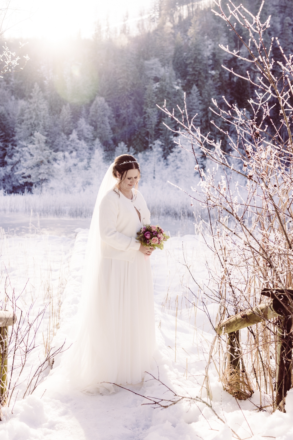 Fotografin_Intime_Winterhochzeit_Allgäu-57