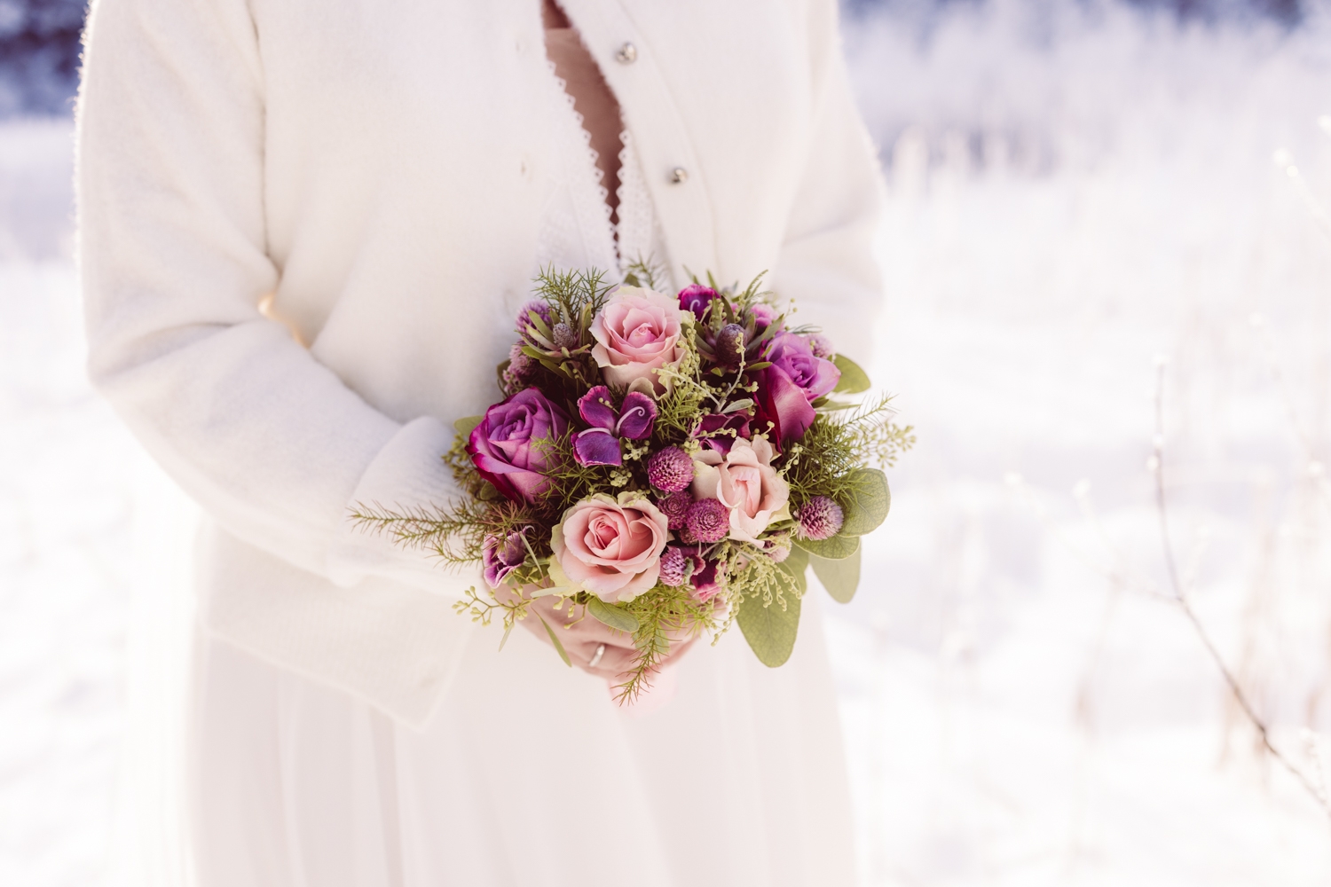 Fotografin_Intime_Winterhochzeit_Allgäu-58