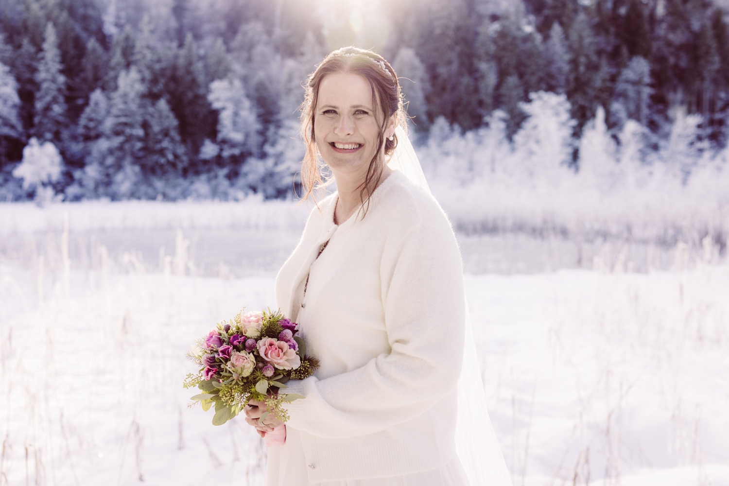 Fotografin_Intime_Winterhochzeit_Allgäu-62