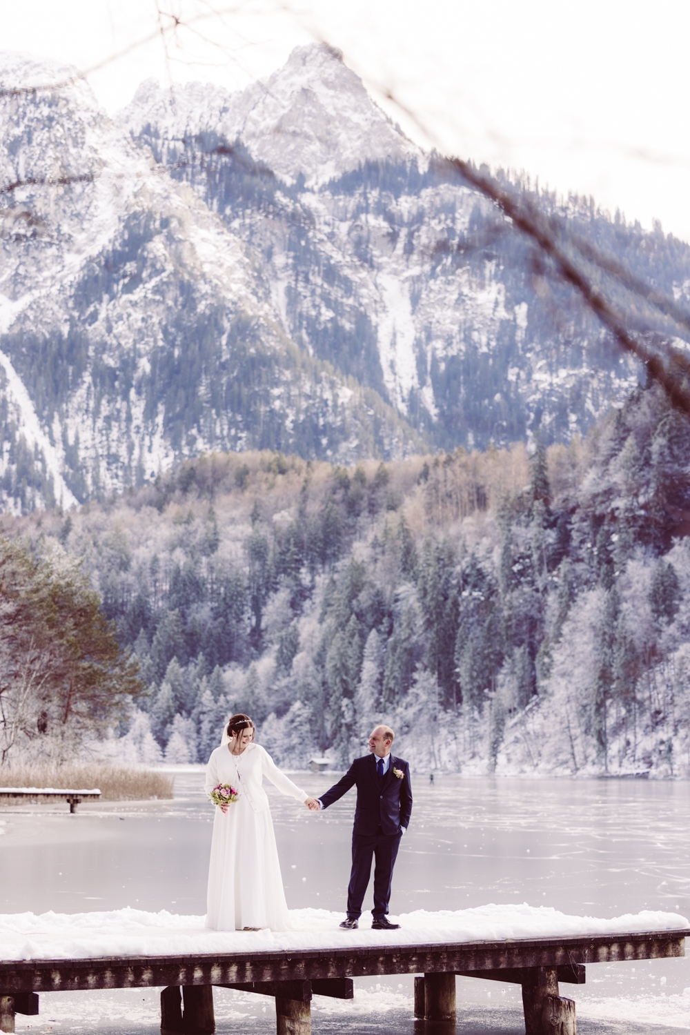 Fotografin_Intime_Winterhochzeit_Allgäu-67