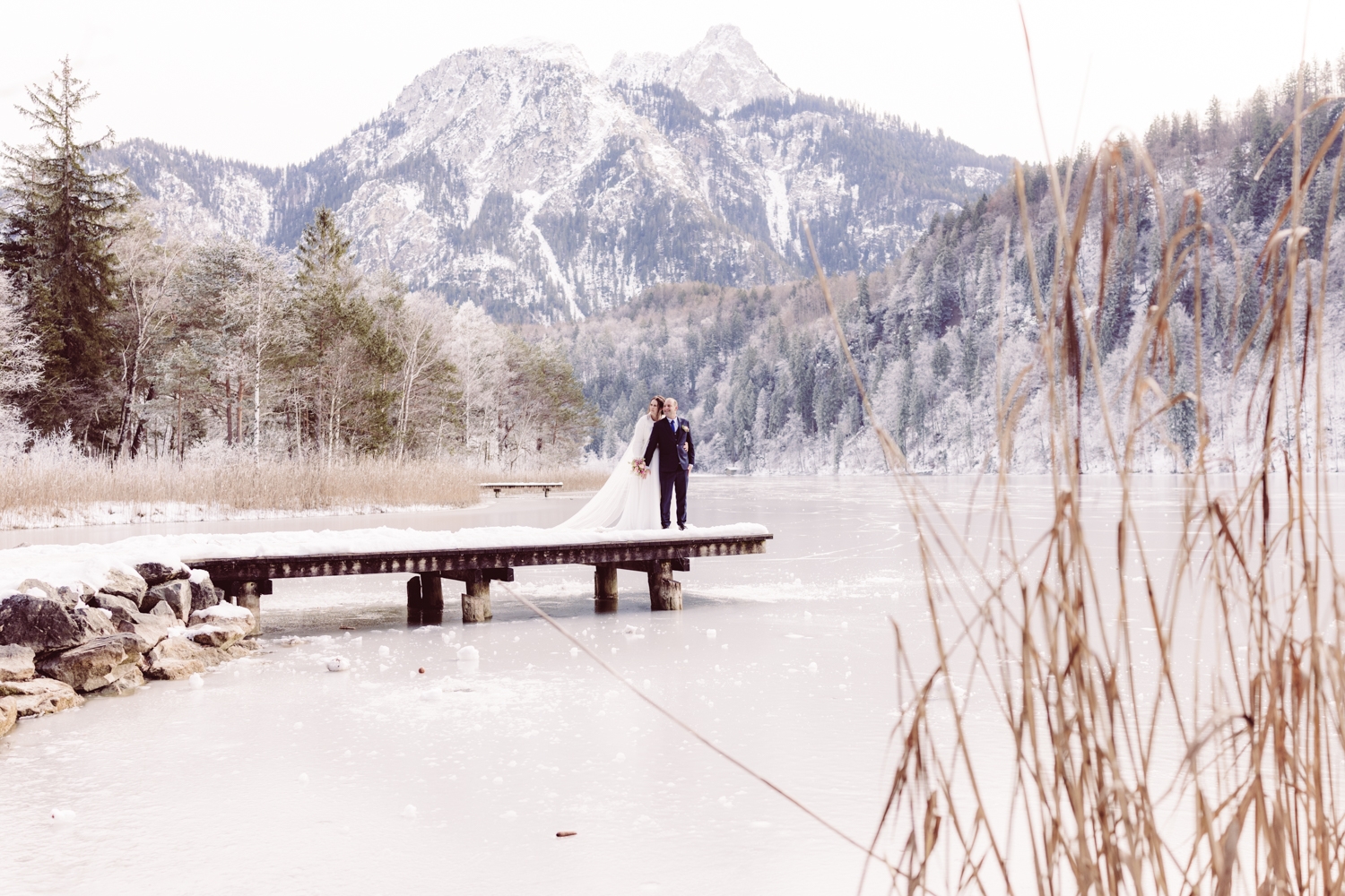 Fotografin_Intime_Winterhochzeit_Allgäu-70
