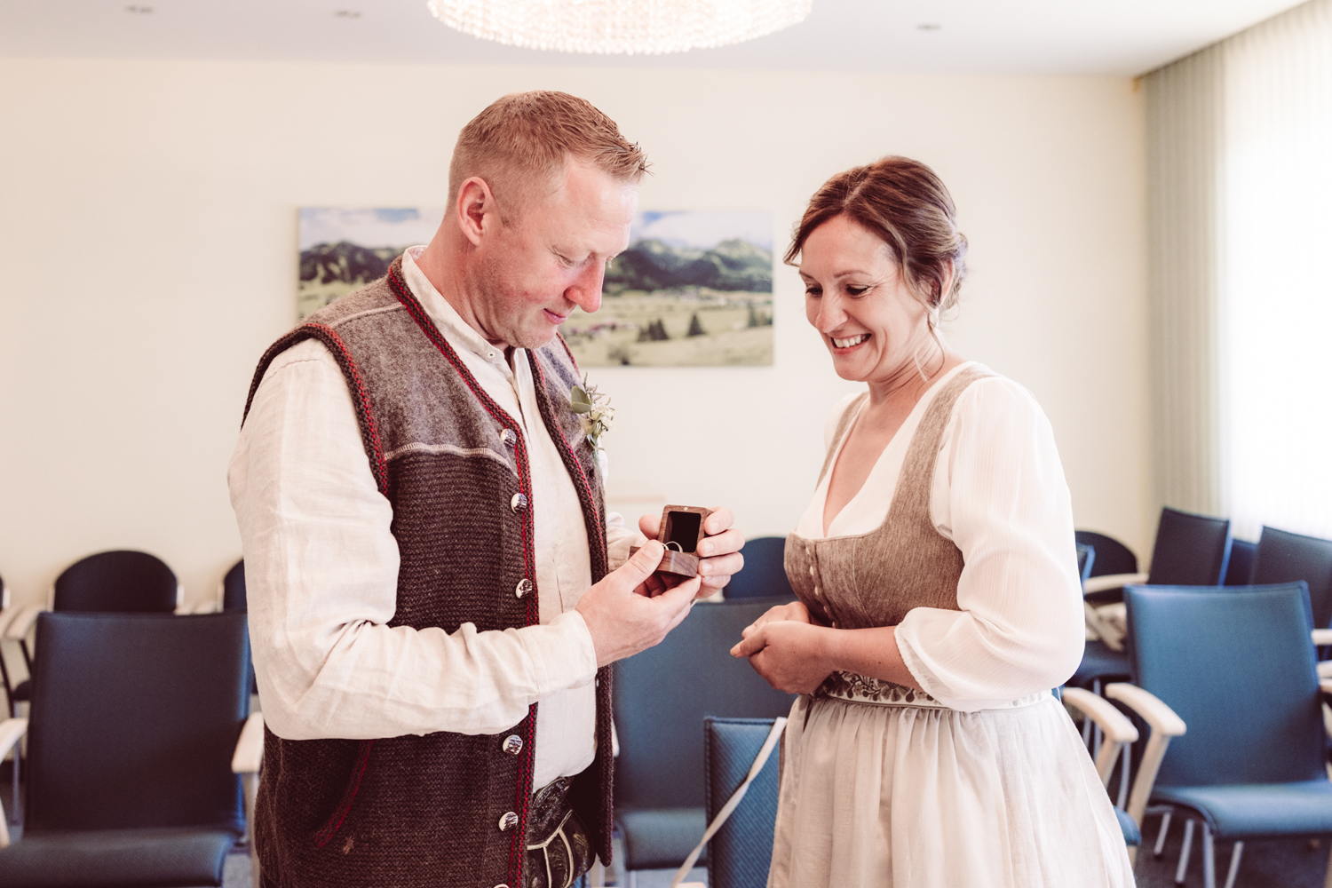 Hochzeitsfotografin_Vilsalpsee_Elopement_Tannheim-16