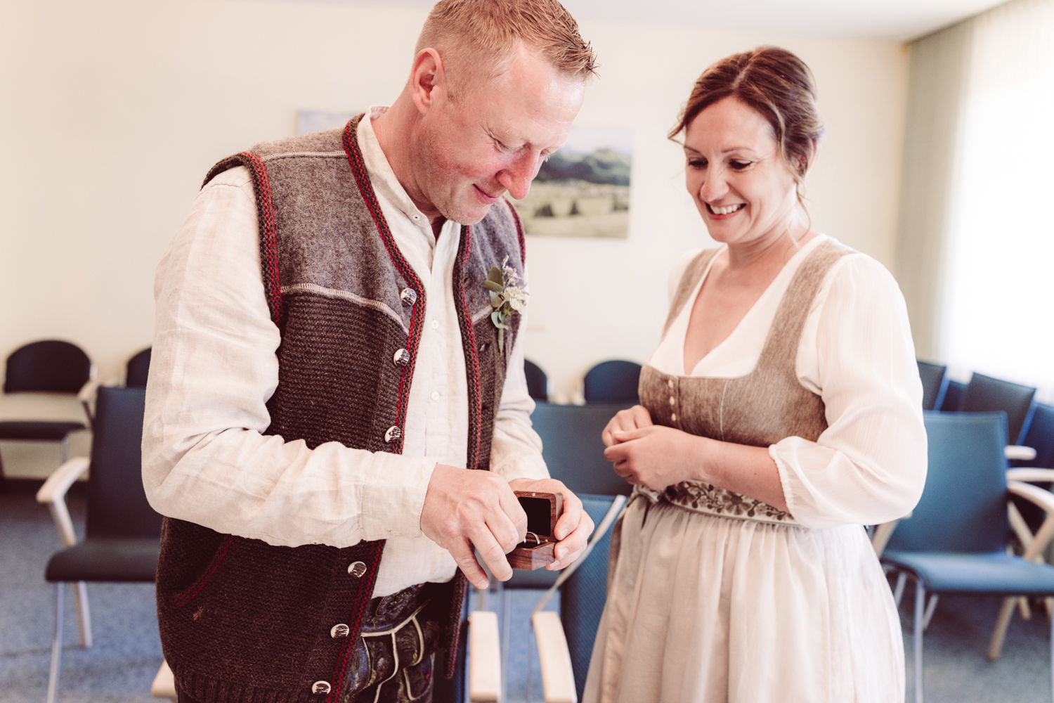 Hochzeitsfotografin_Vilsalpsee_Elopement_Tannheim-17
