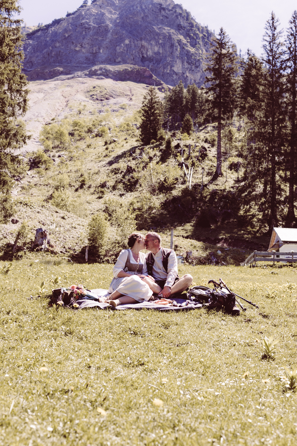 Hochzeitsfotografin_Vilsalpsee_Elopement_Tannheim-31