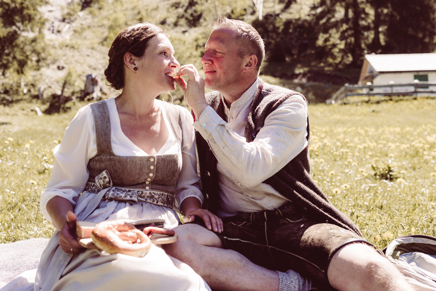 Hochzeitsfotografin_Vilsalpsee_Elopement_Tannheim-36