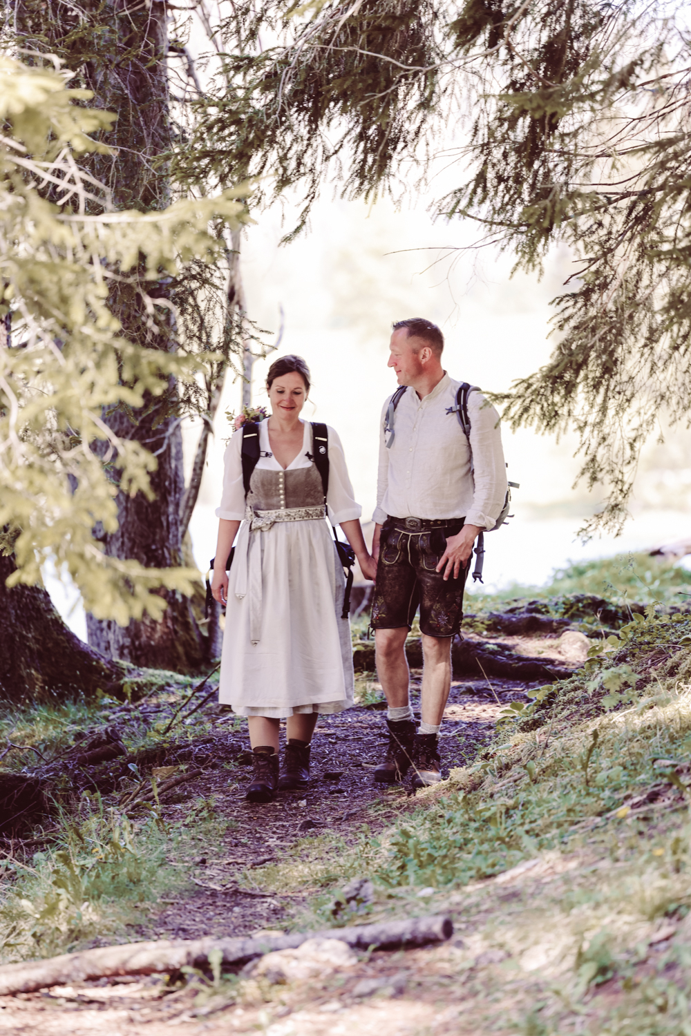 Hochzeitsfotografin_Vilsalpsee_Elopement_Tannheim-44