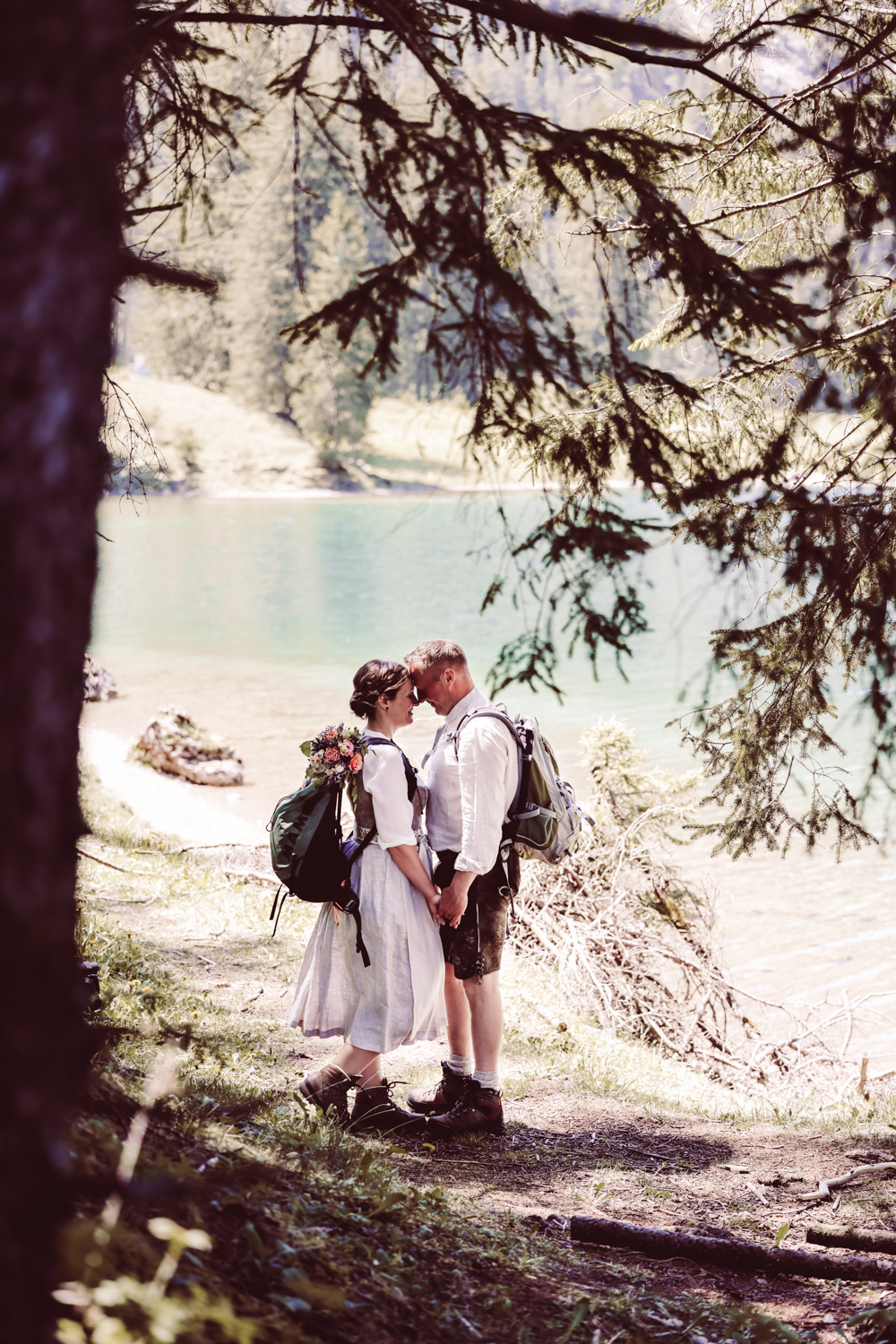 Hochzeitsfotografin_Vilsalpsee_Elopement_Tannheim-46