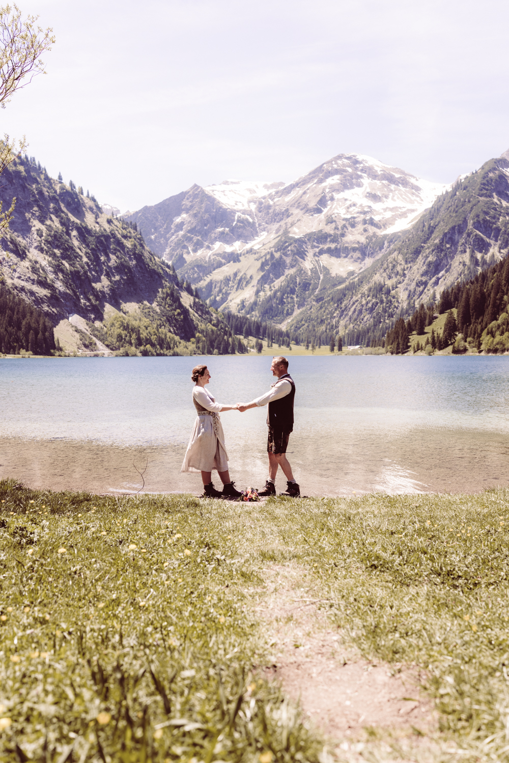 Hochzeitsfotografin_Vilsalpsee_Elopement_Tannheim-72