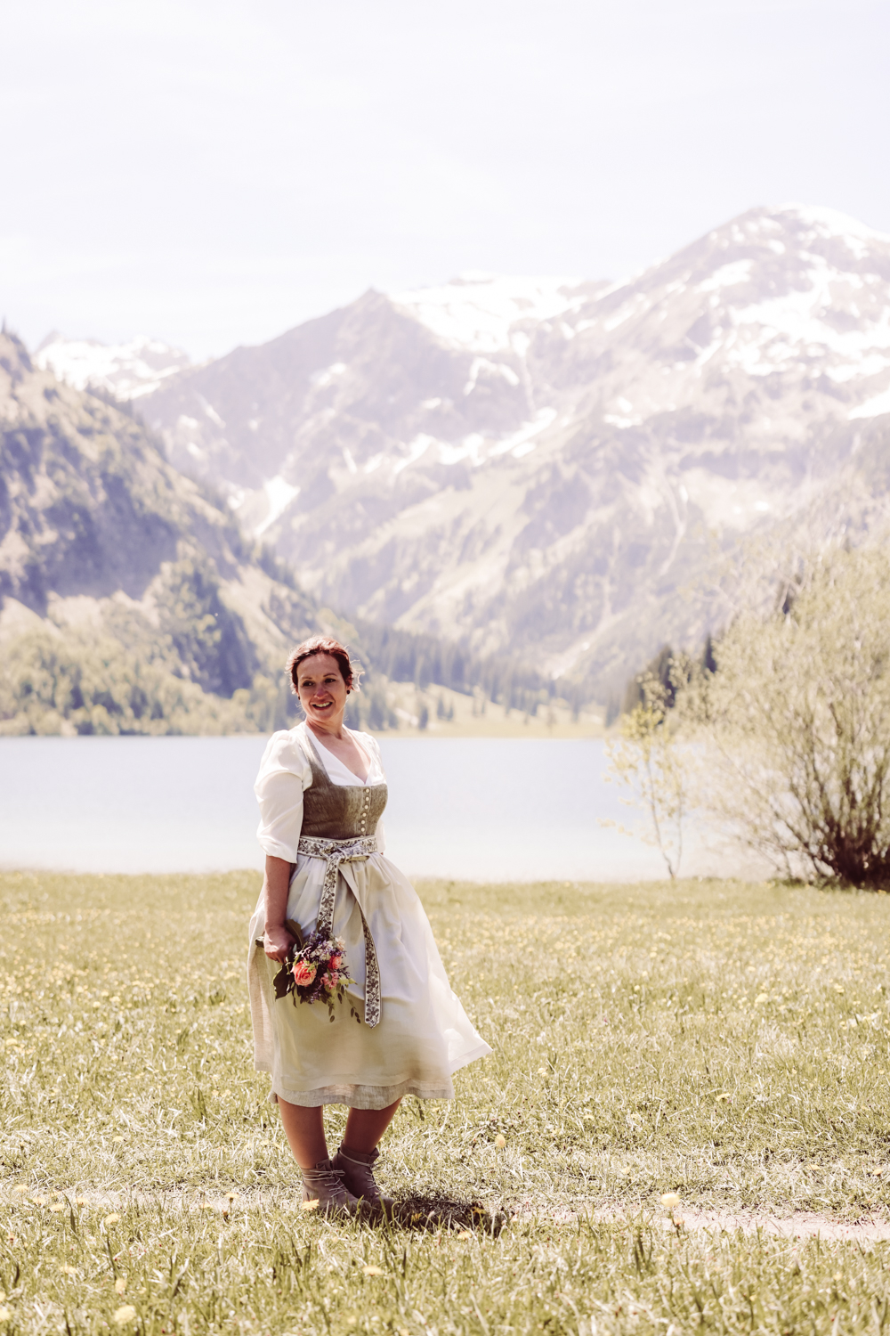 Hochzeitsfotografin_Vilsalpsee_Elopement_Tannheim-85