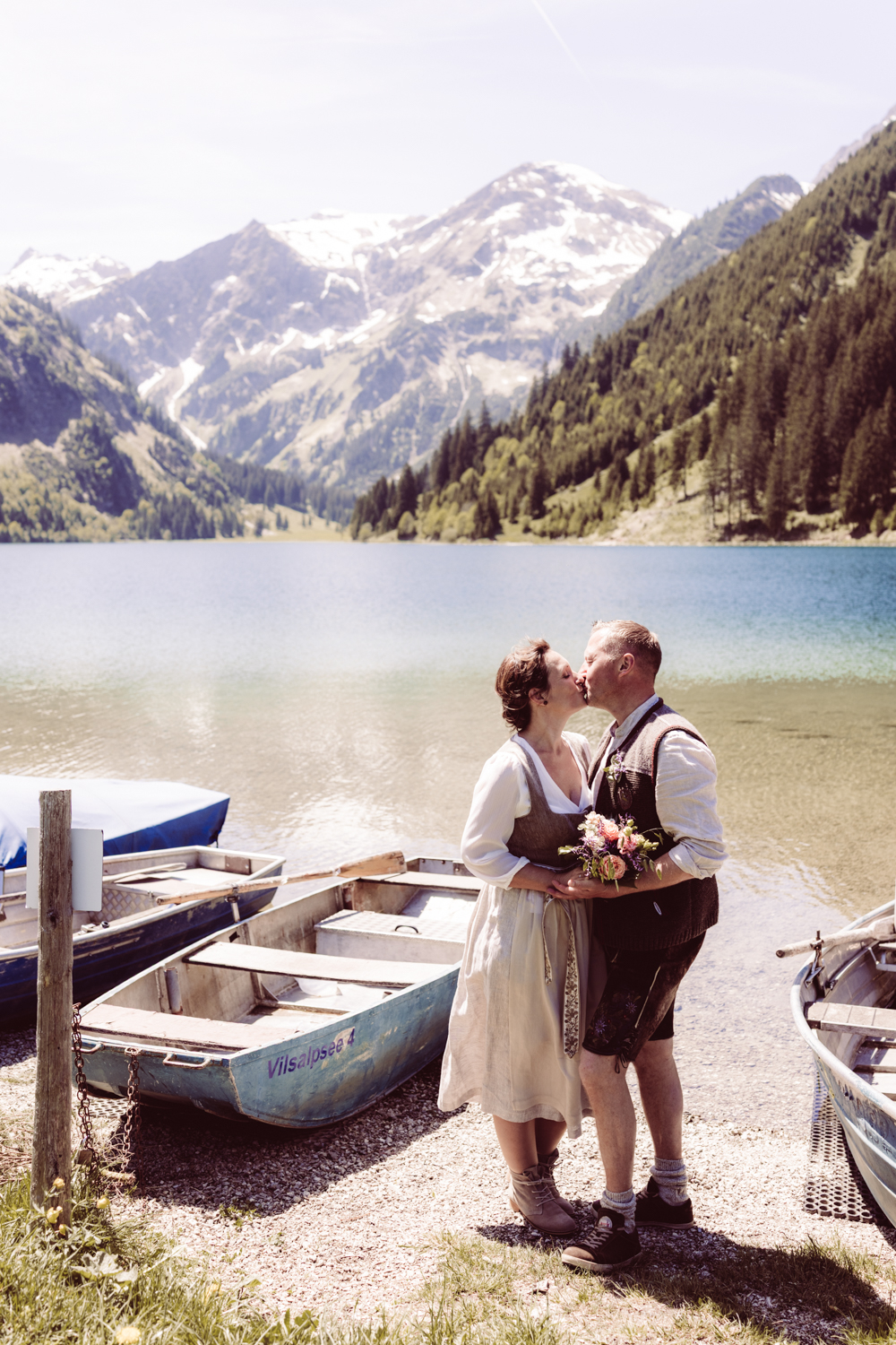 Hochzeitsfotografin_Vilsalpsee_Elopement_Tannheim-89