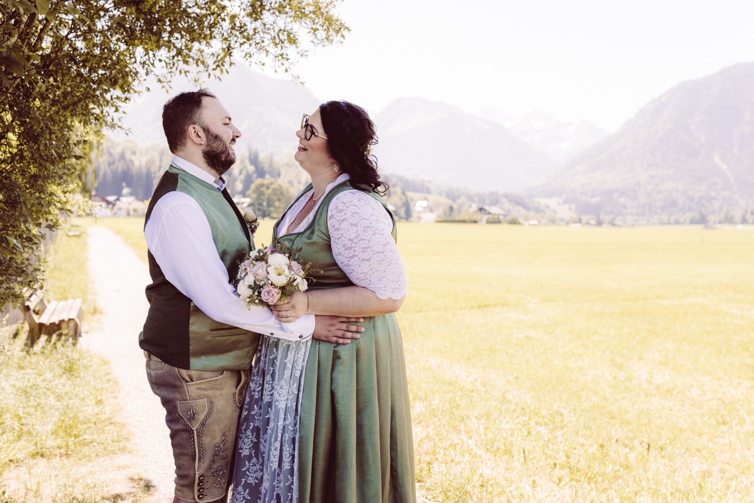 Intimes_Elopement_Oberstdorf_Berghochzeit_Fotografin-20