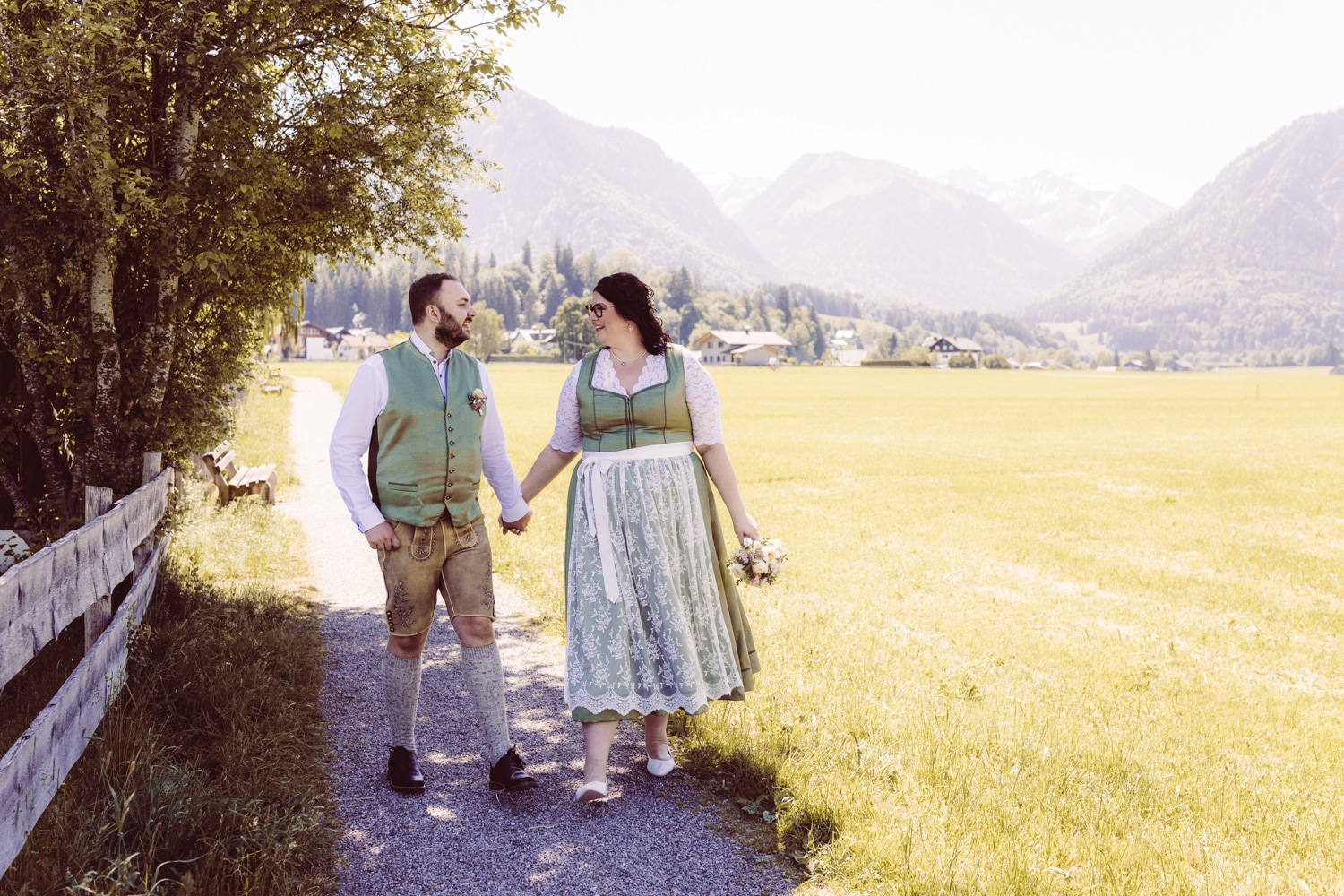Intimes_Elopement_Oberstdorf_Berghochzeit_Fotografin-21