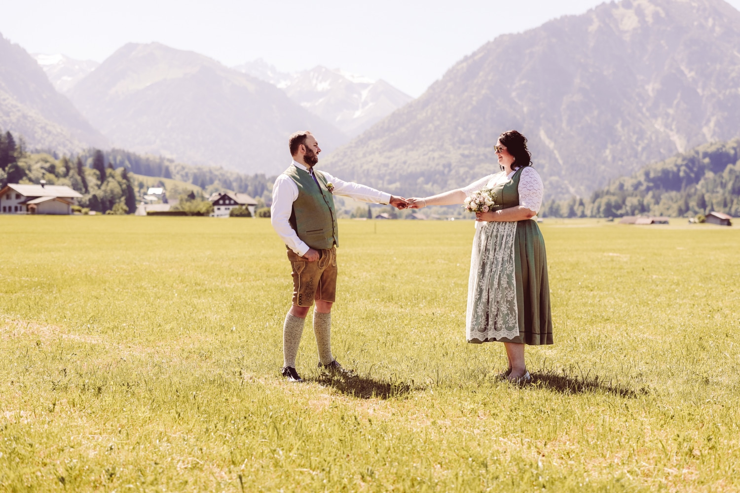 Intimes_Elopement_Oberstdorf_Berghochzeit_Fotografin-22
