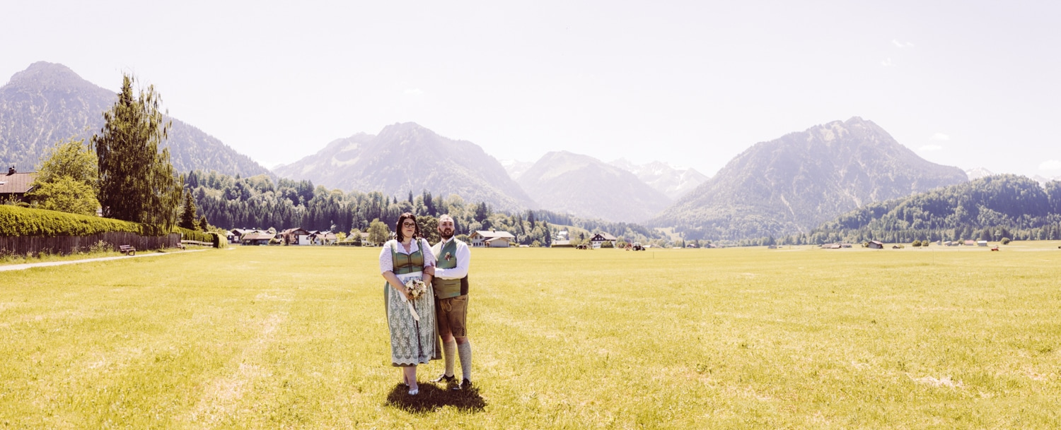 Intimes_Elopement_Oberstdorf_Berghochzeit_Fotografin-28
