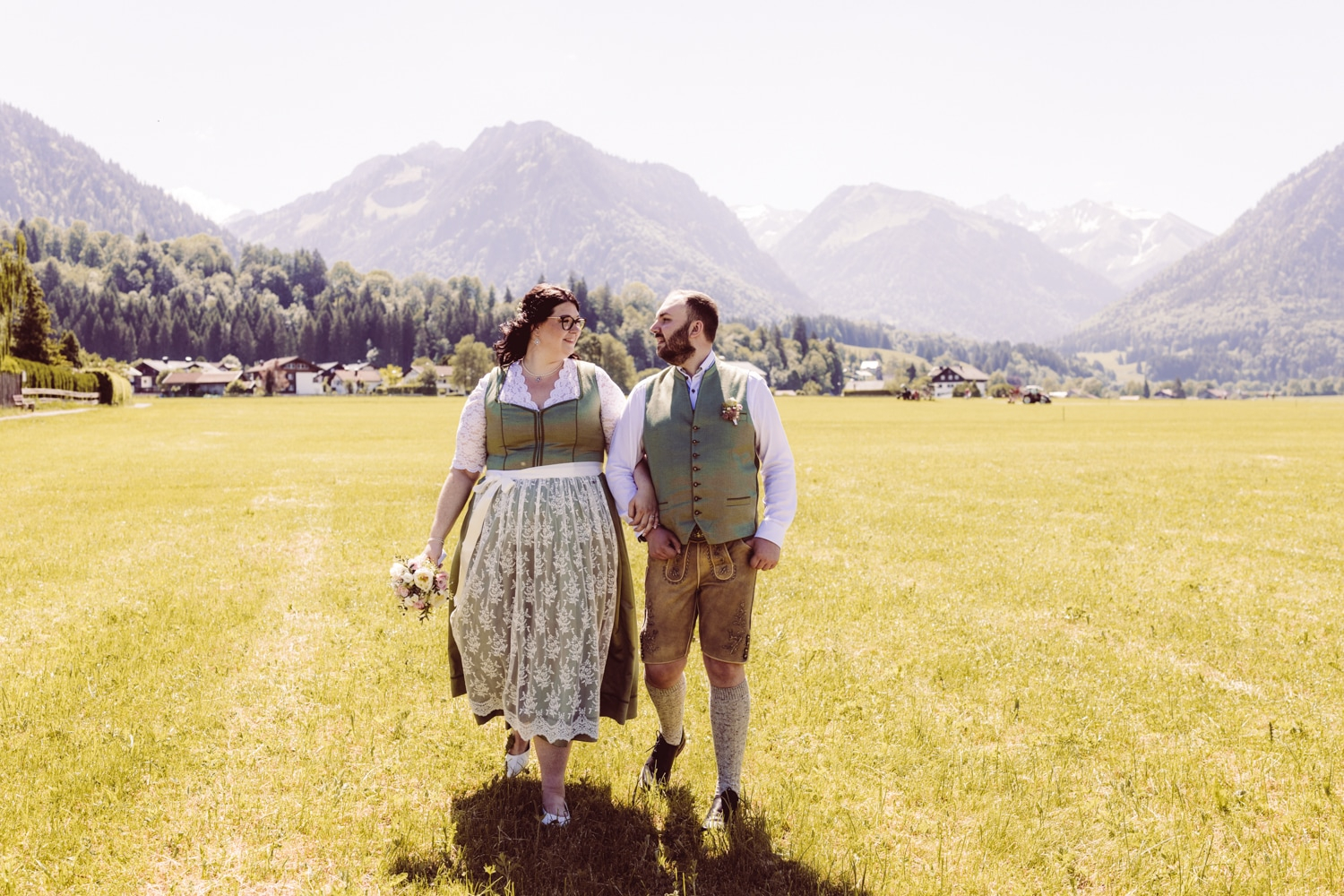 Intimes_Elopement_Oberstdorf_Berghochzeit_Fotografin-29