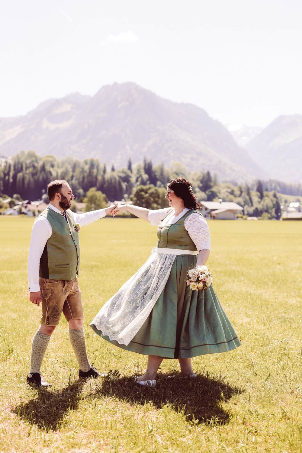 Intimes_Elopement_Oberstdorf_Berghochzeit_Fotografin-33