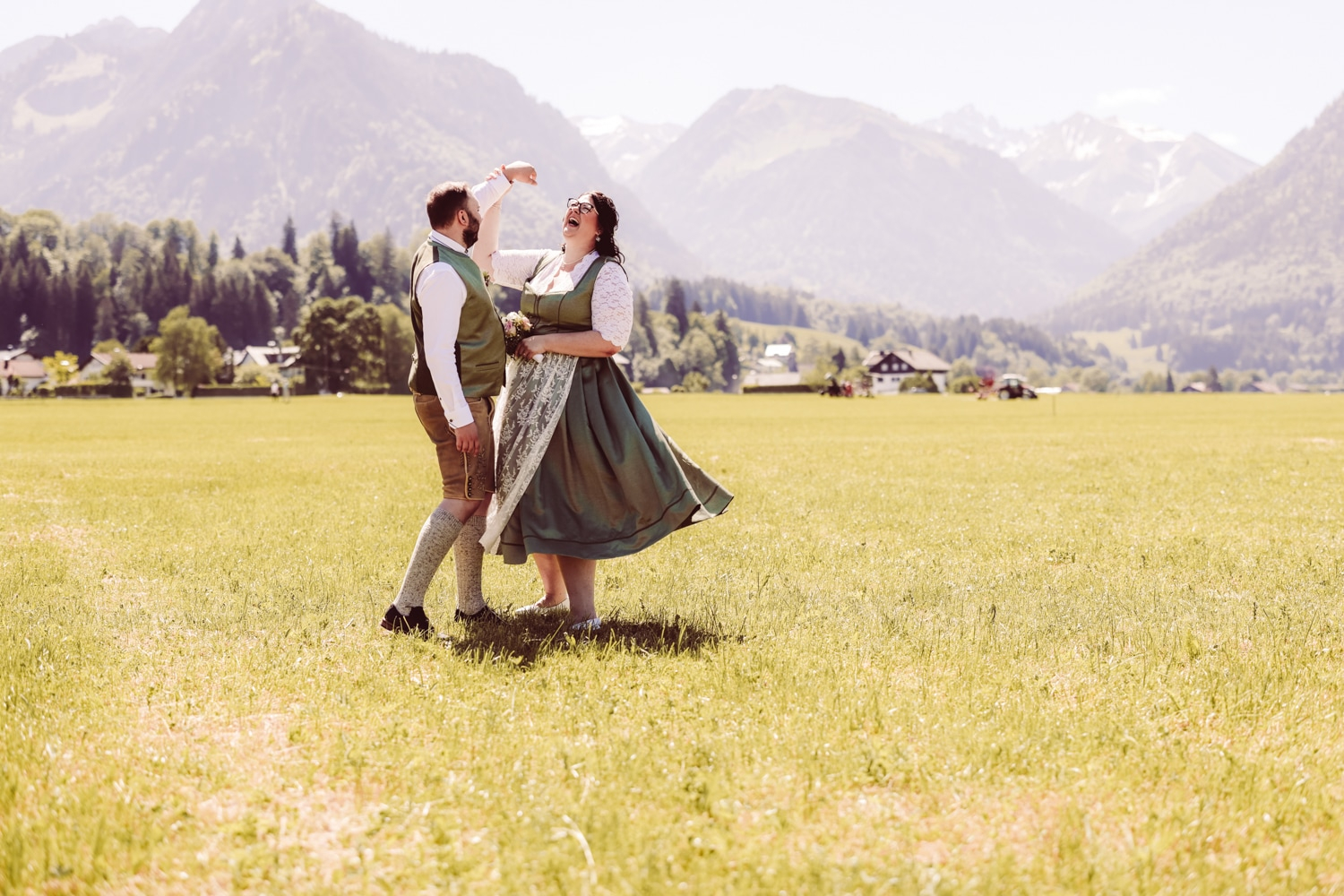 Intimes_Elopement_Oberstdorf_Berghochzeit_Fotografin-35