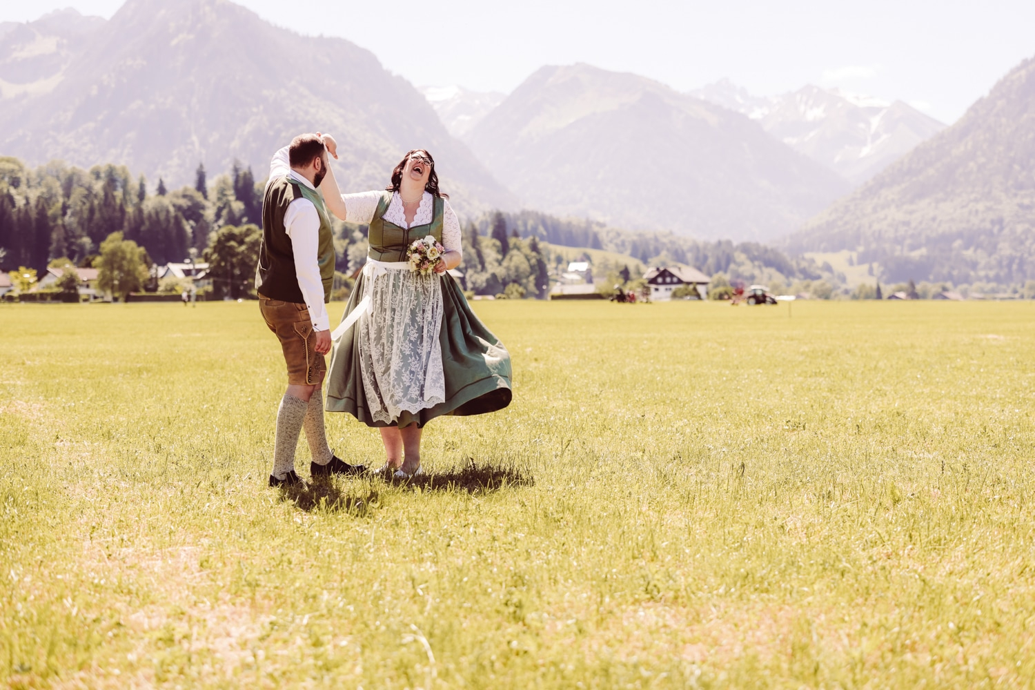 Intimes_Elopement_Oberstdorf_Berghochzeit_Fotografin-36