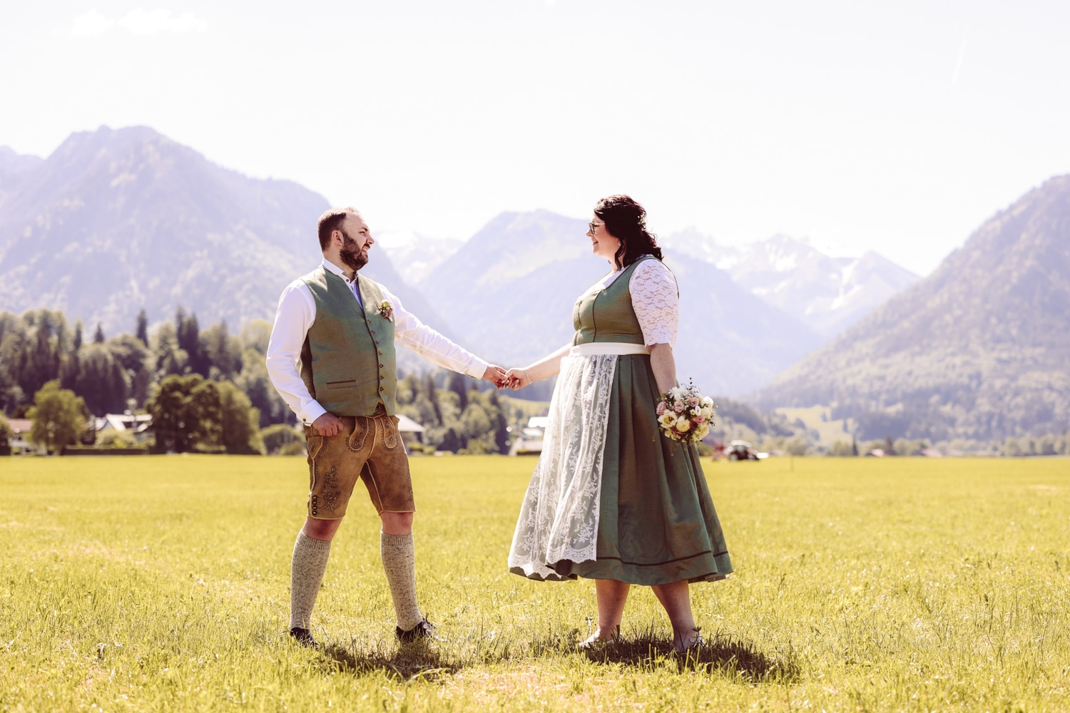 Intimes_Elopement_Oberstdorf_Berghochzeit_Fotografin-38
