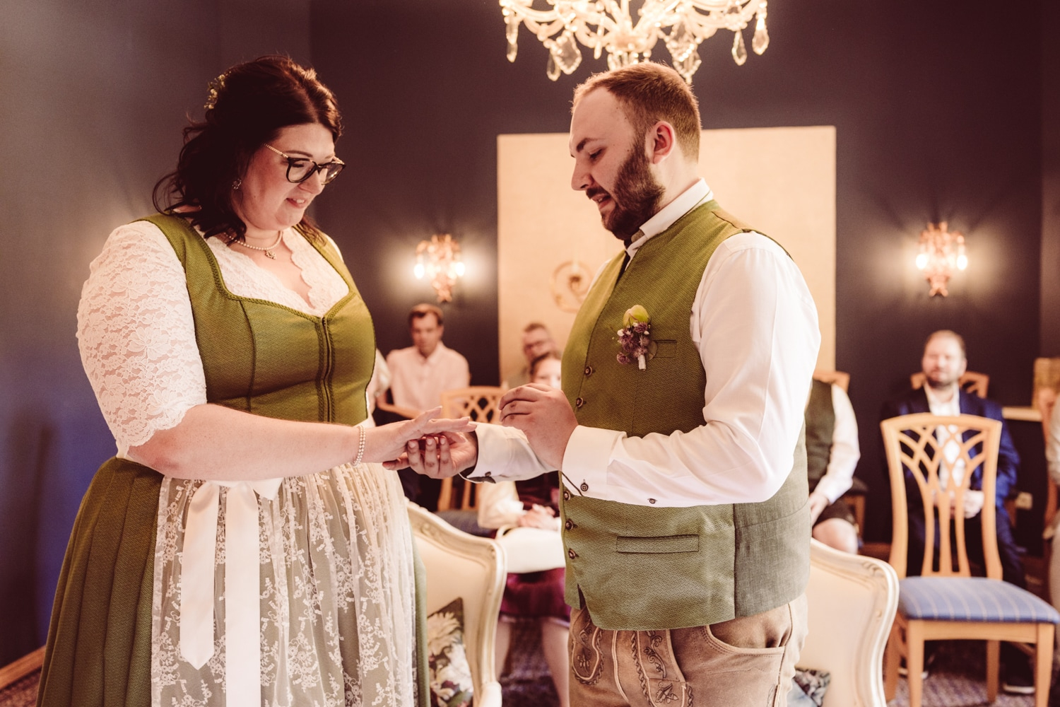 Intimes_Elopement_Oberstdorf_Berghochzeit_Fotografin-59