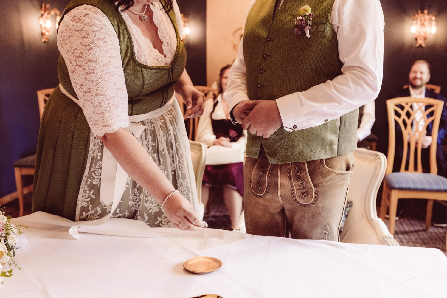 Intimes_Elopement_Oberstdorf_Berghochzeit_Fotografin-61