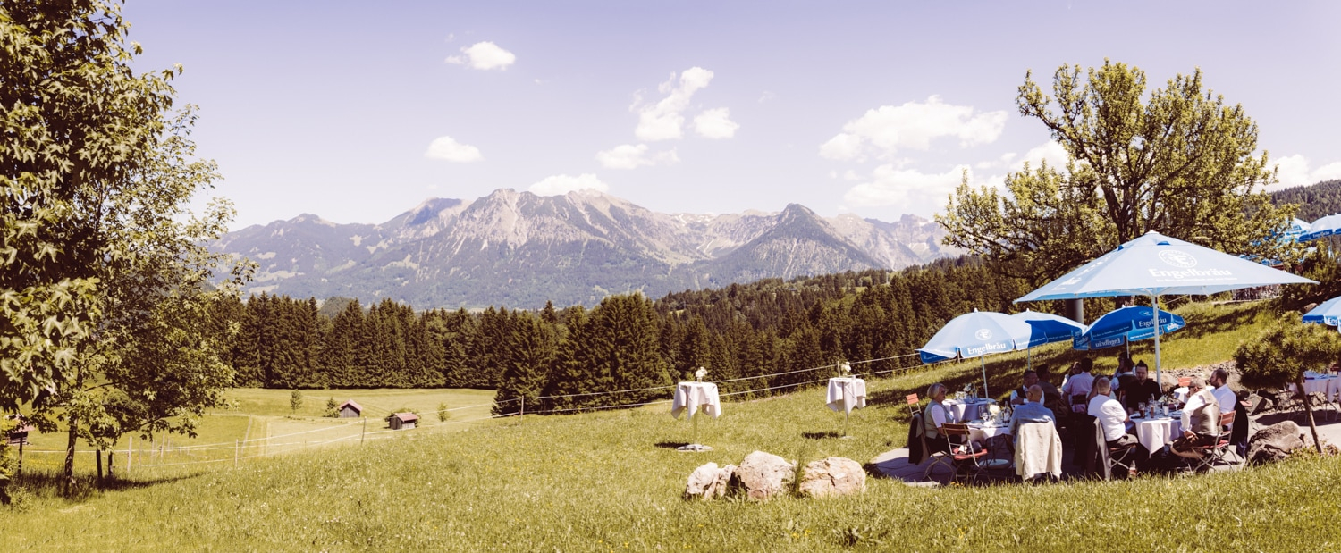 Intimes_Elopement_Oberstdorf_Berghochzeit_Fotografin-85