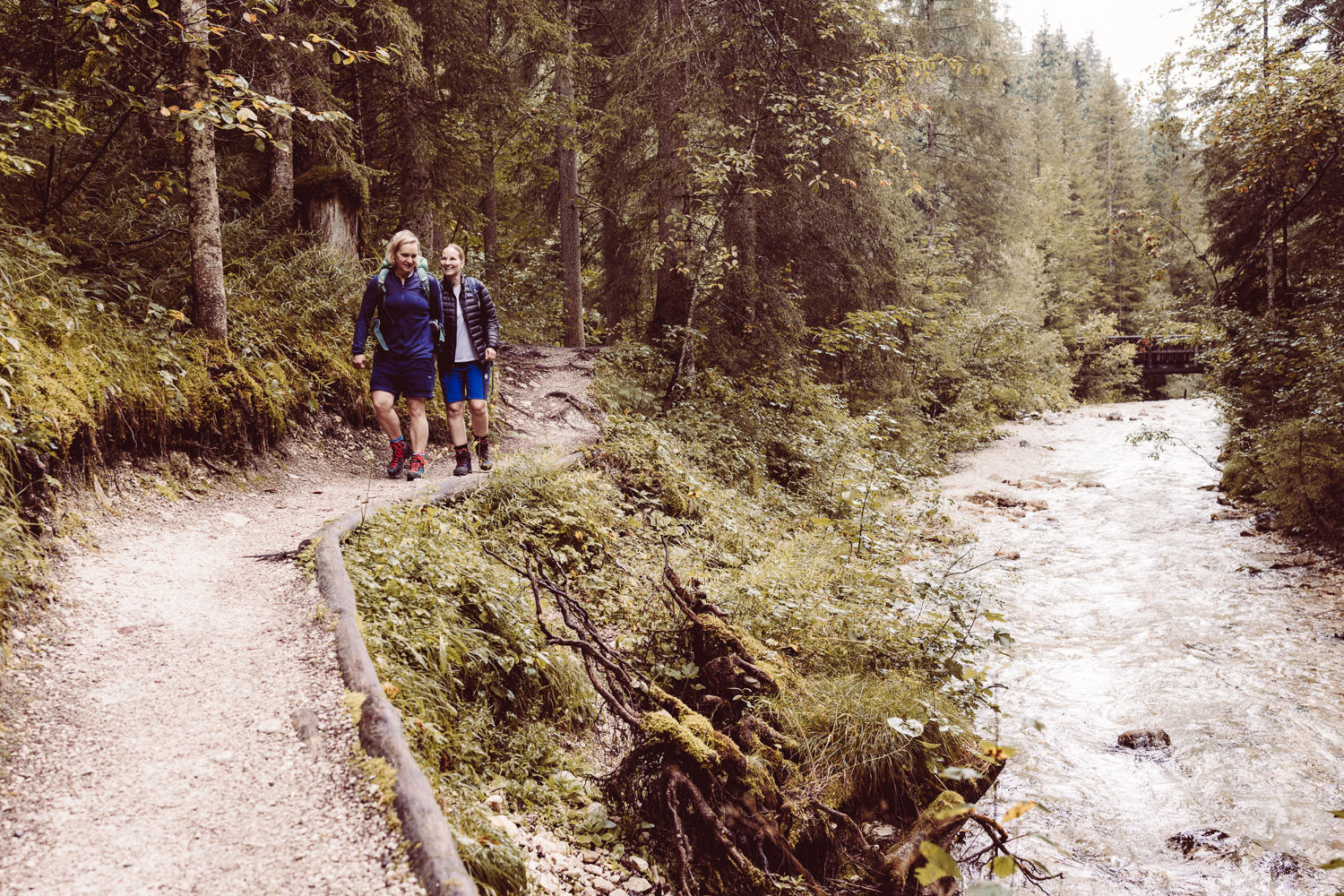 Wanderhochzeit_zu-zweit_Fotografin_Berg-Elopement_Österreich-20