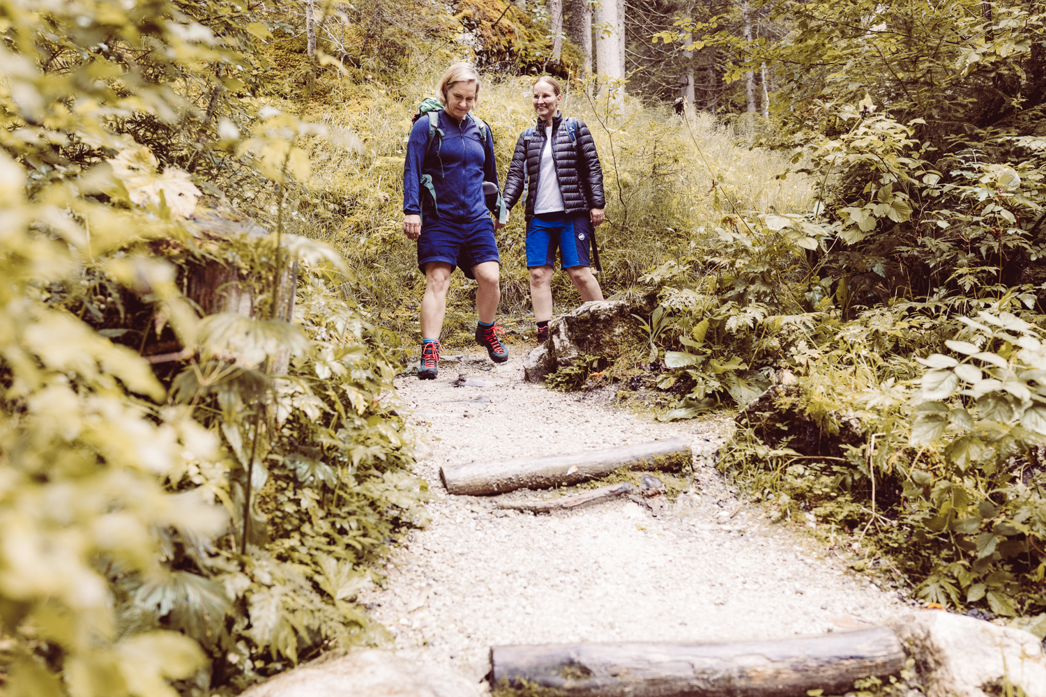 Wanderhochzeit_zu-zweit_Fotografin_Berg-Elopement_Österreich-25