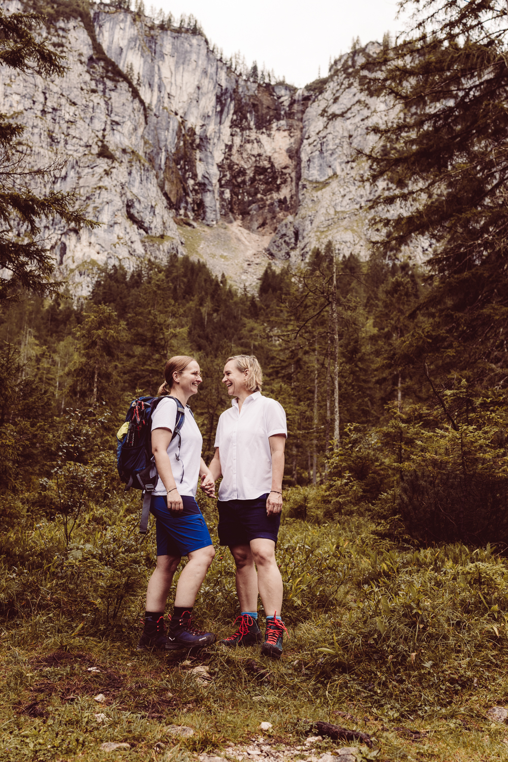 Wanderhochzeit_zu-zweit_Fotografin_Berg-Elopement_Österreich-44