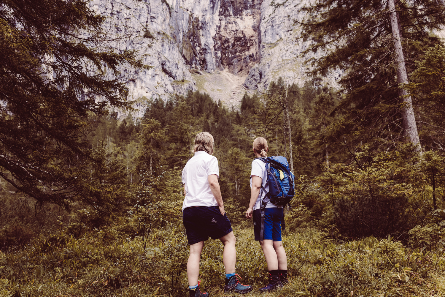Wanderhochzeit_zu-zweit_Fotografin_Berg-Elopement_Österreich-45