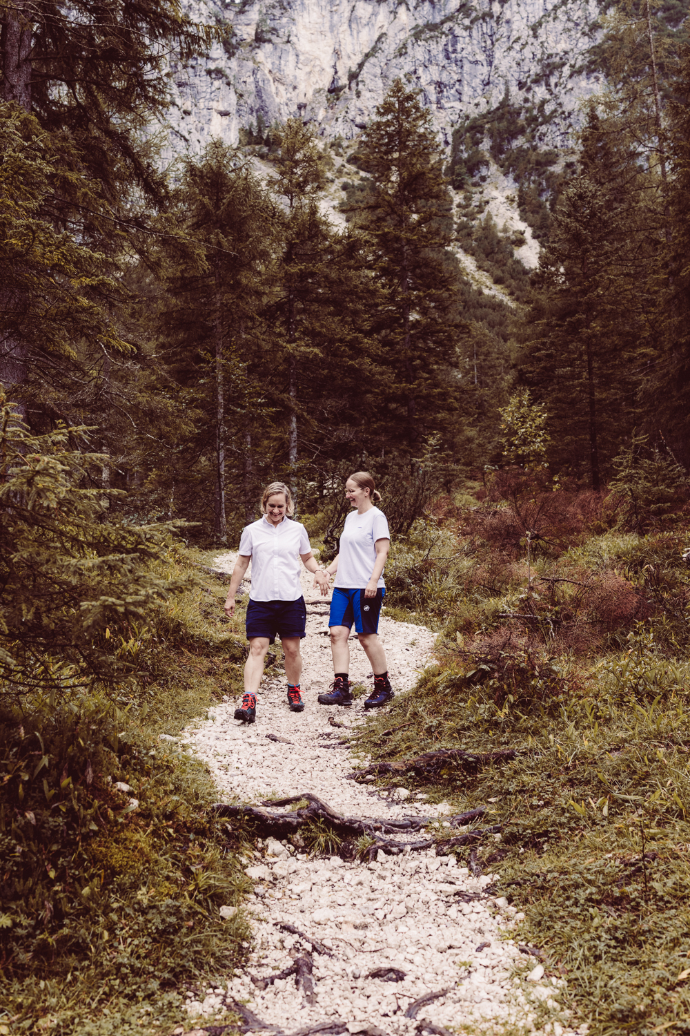 Wanderhochzeit_zu-zweit_Fotografin_Berg-Elopement_Österreich-50