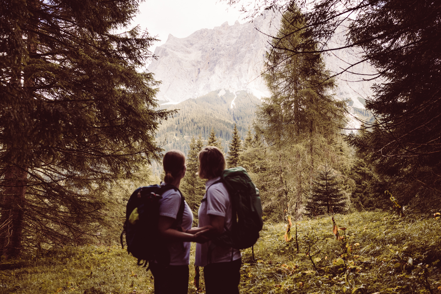 Wanderhochzeit_zu-zweit_Fotografin_Berg-Elopement_Österreich-61