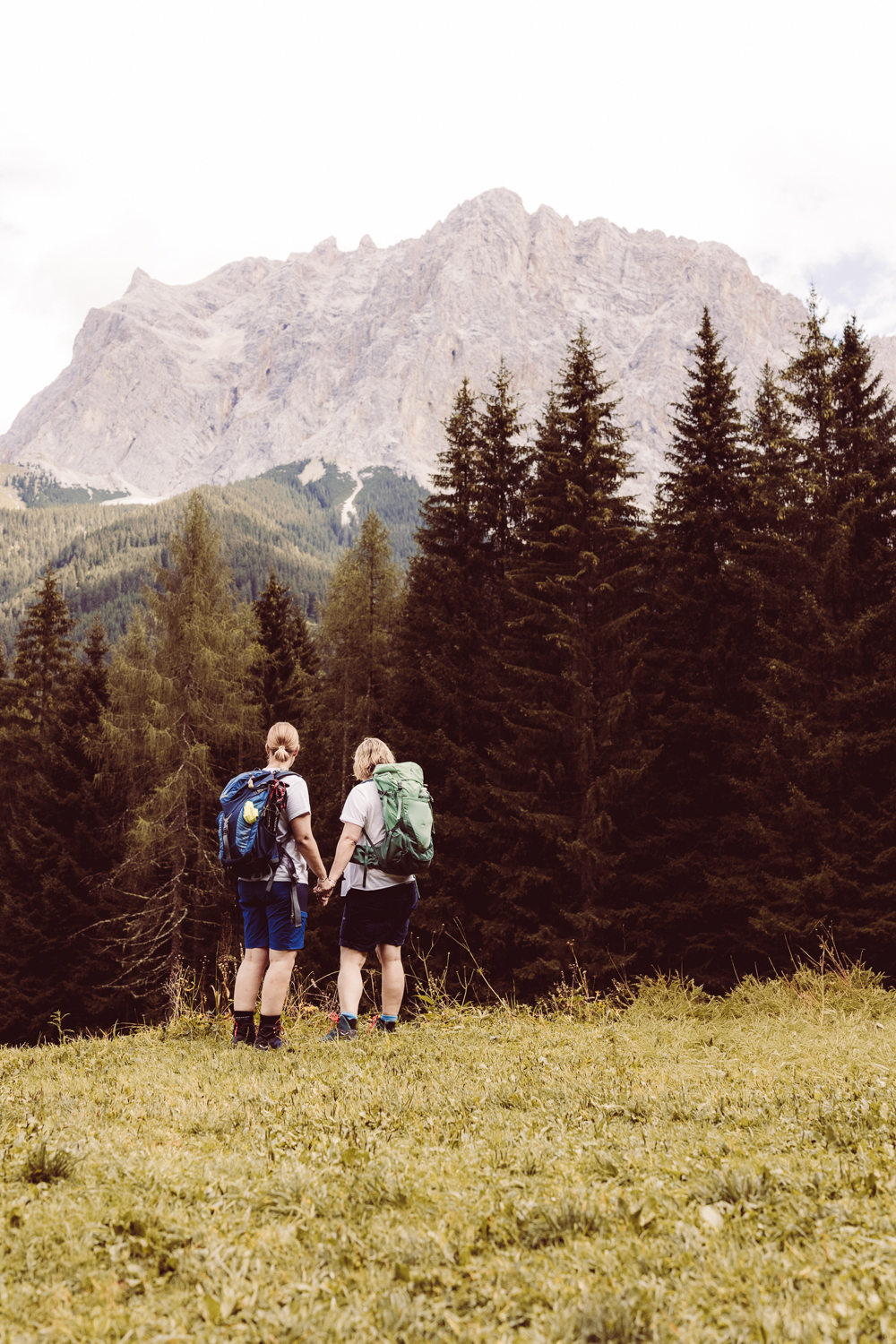 Wanderhochzeit_zu-zweit_Fotografin_Berg-Elopement_Österreich-67